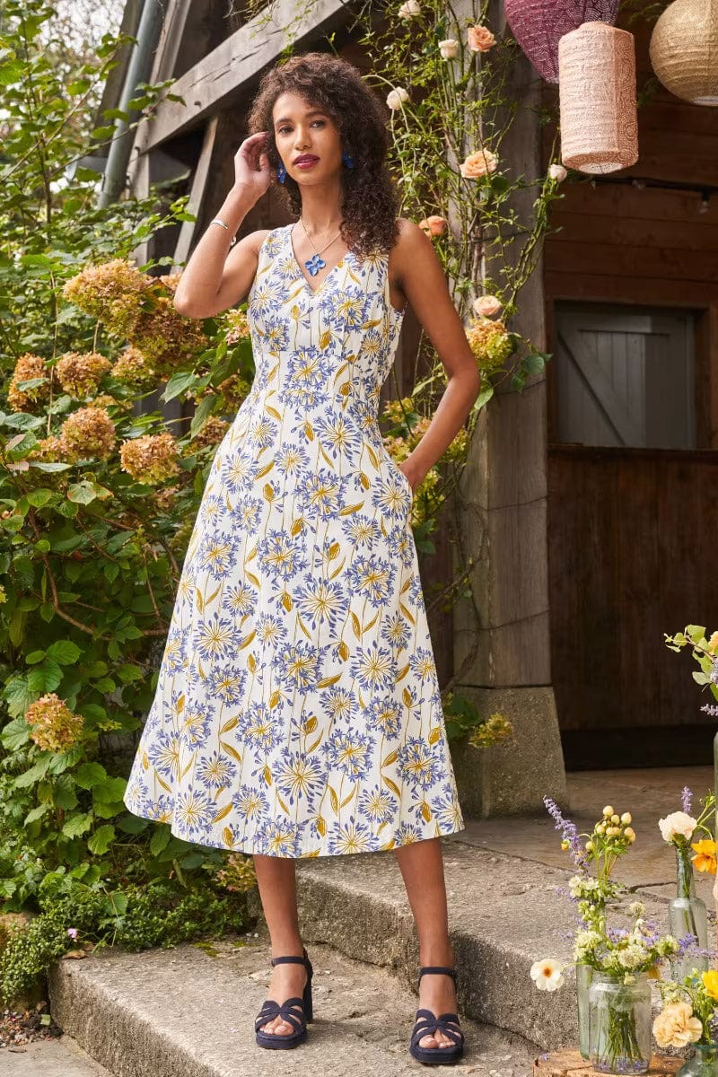 Sky Beyond Dress - Agapanthus Lino Chalk - Image 7