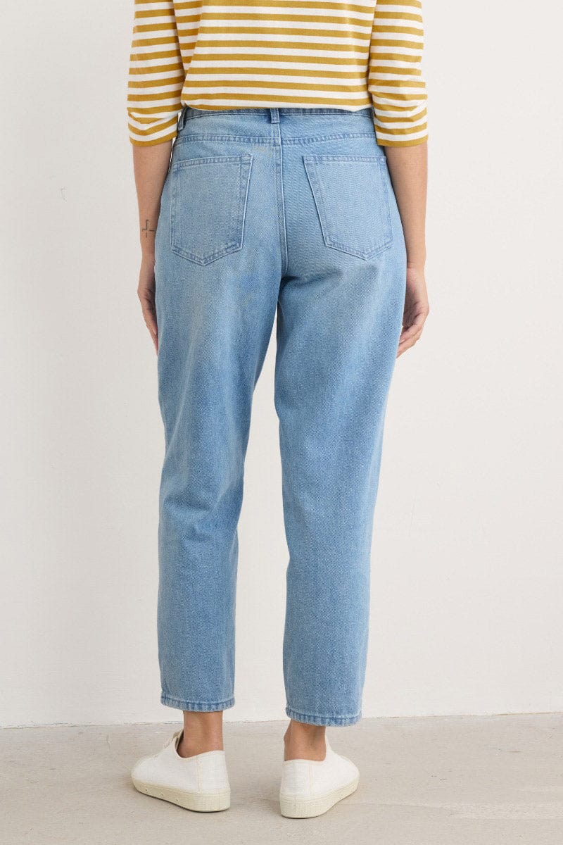 Towan Barrel Leg Jeans - Light Wash High Twist - Image 3