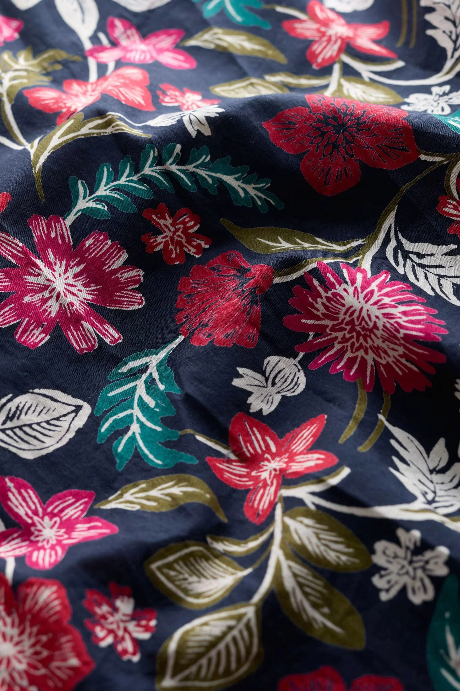View Point Pyjama Set - Woodblock Bloom Dahlia - Image 7