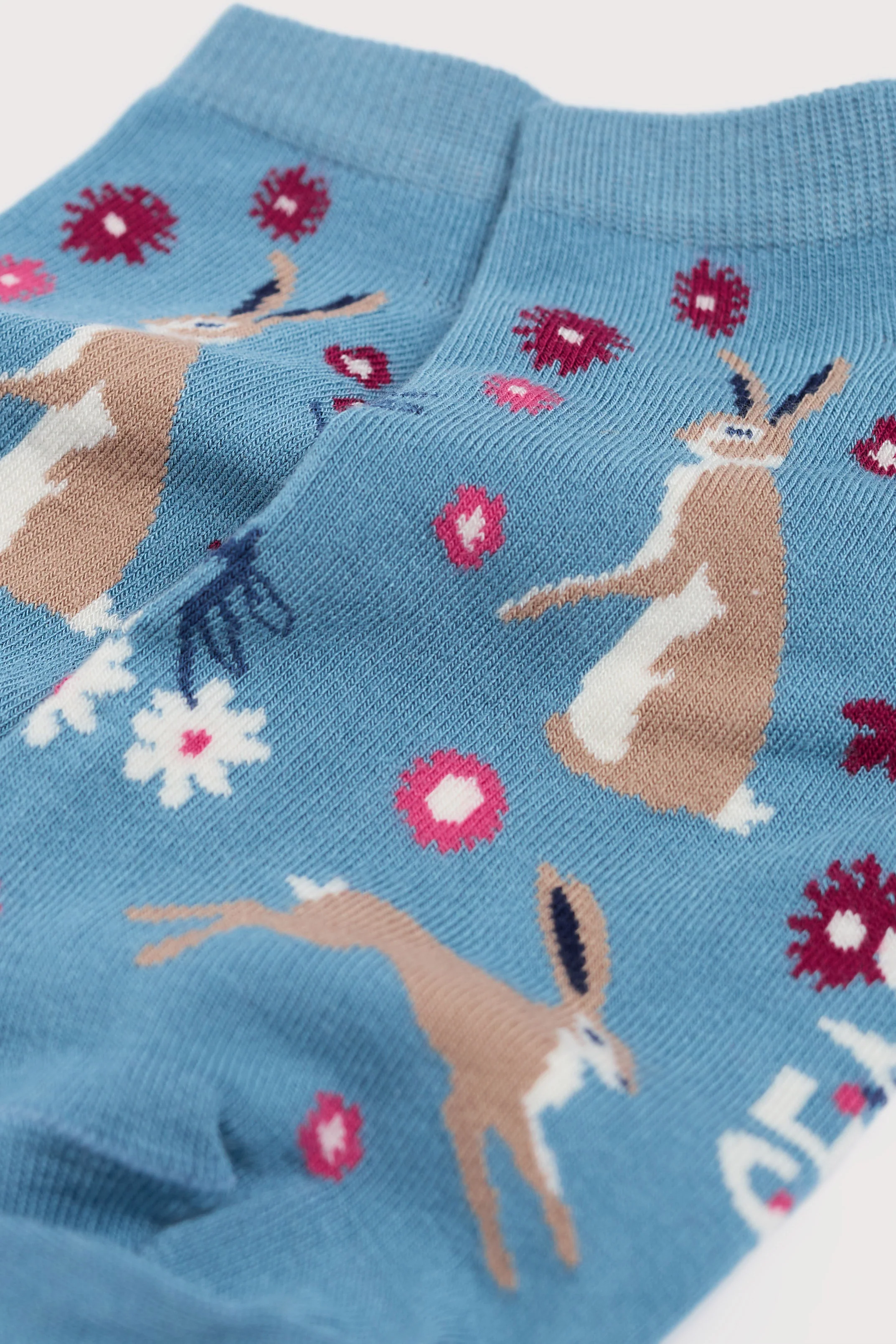 Women's Bamboo Arty Trainer Socks - Hares Leap Seascape - Image 2
