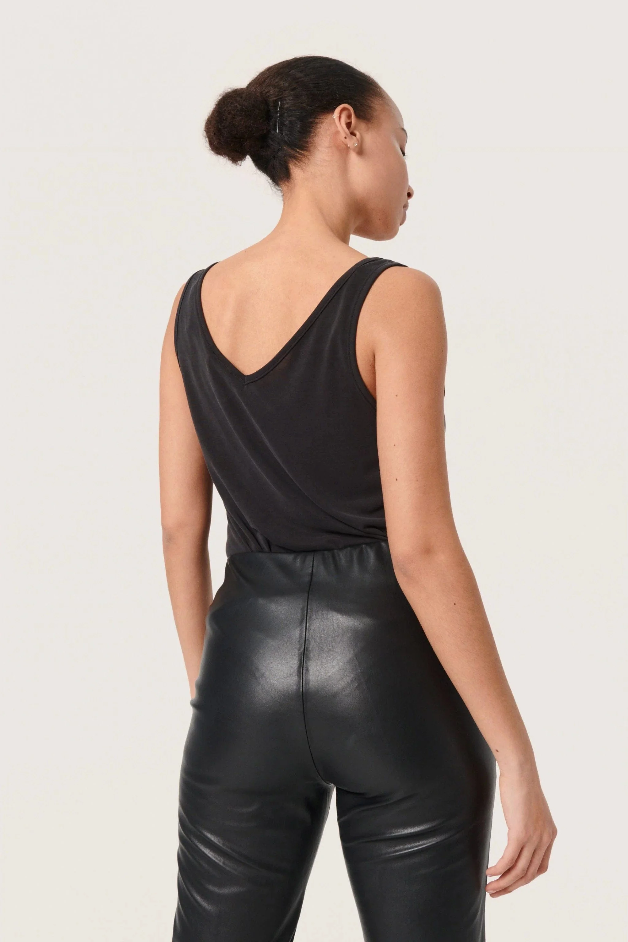 Columbine Modal Sleeveless Top - Black - Image 3