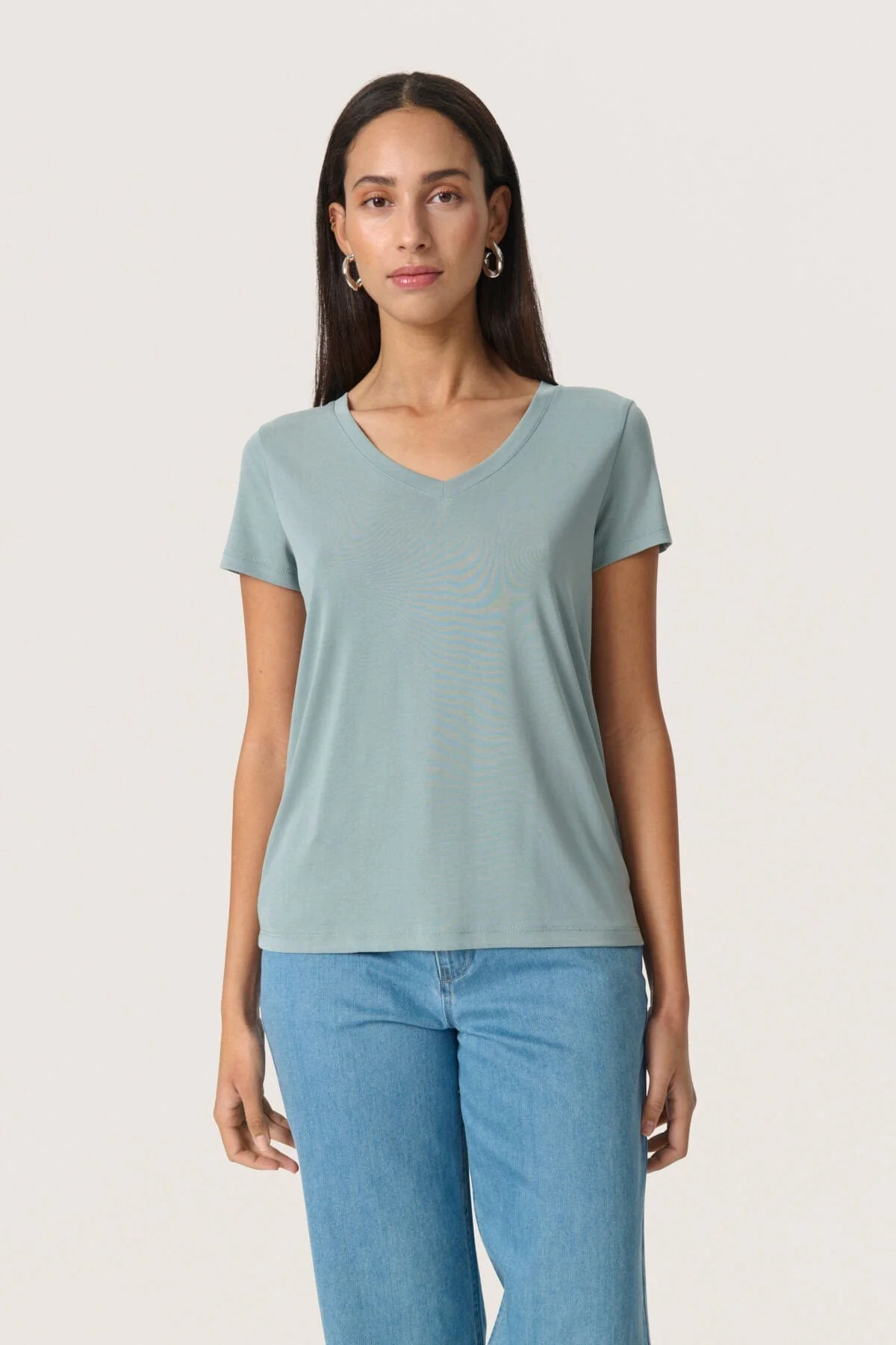 Columbine V-Neck Short Sleeve - Silver Blue - Image 2