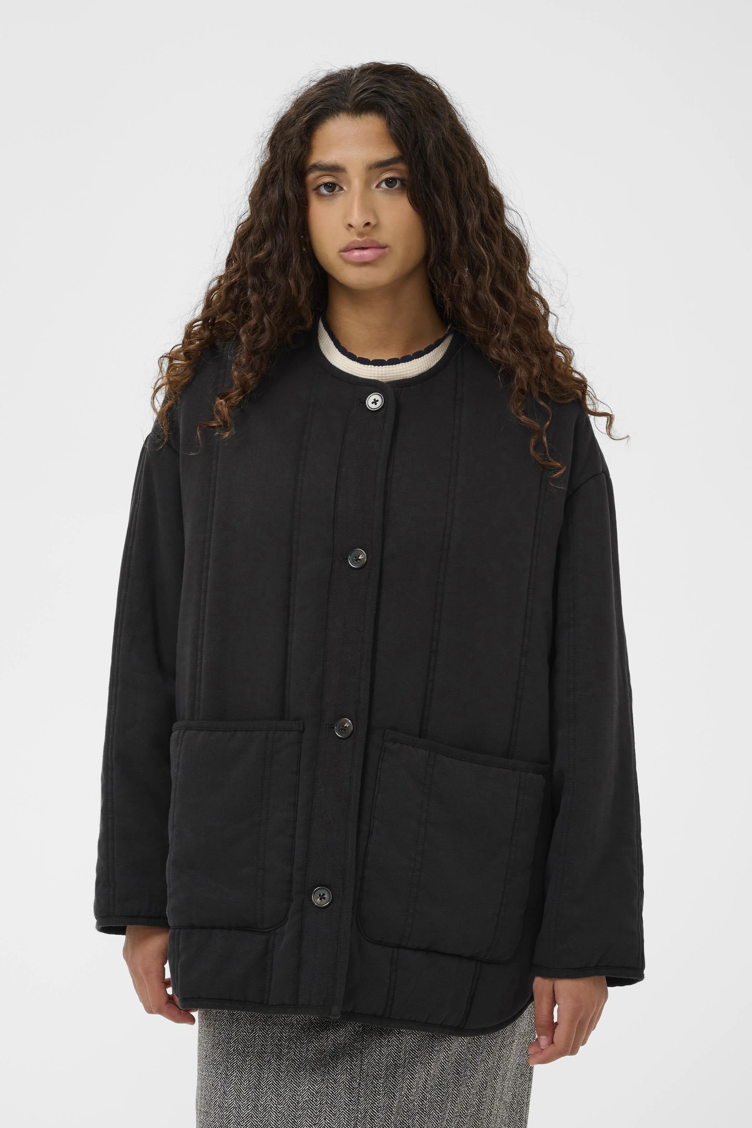 Elira Quilted Collarless Jacket - Washed Down Black - Image 2