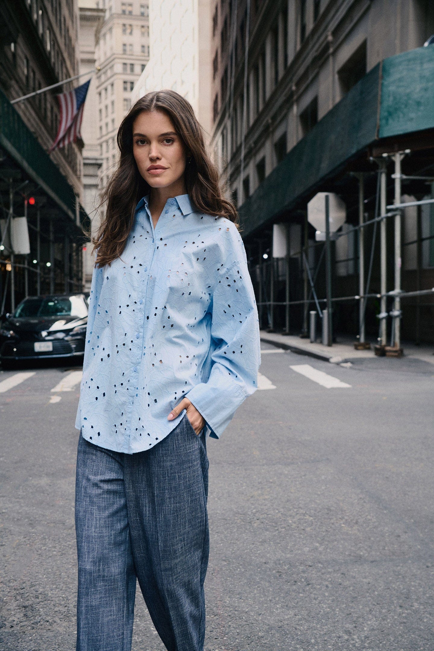 Iva Broderie Anglaise Shirt - Chambray Blue - Image 2