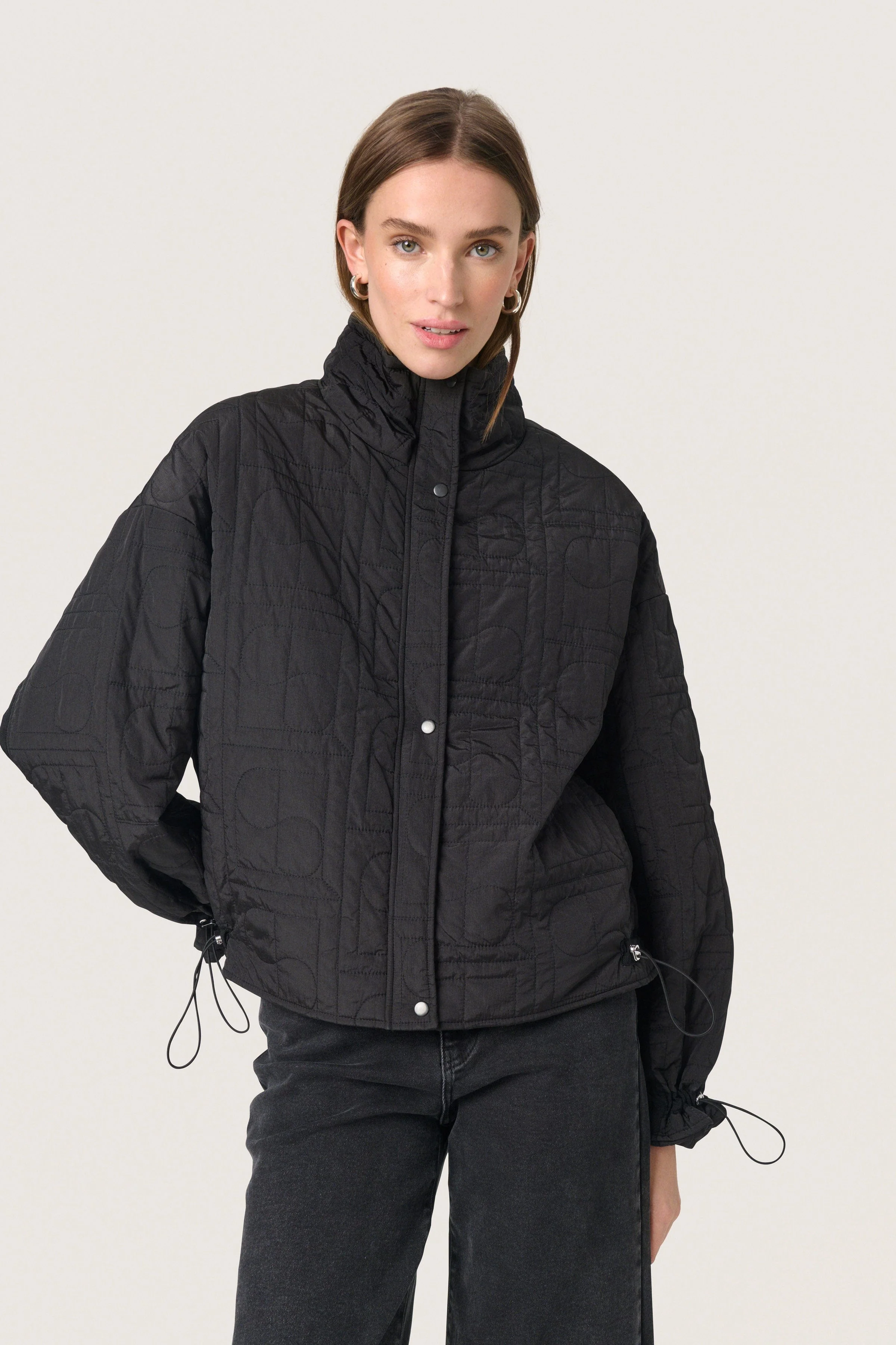 Jackline Quilted Short Jacket - Black - Image 2