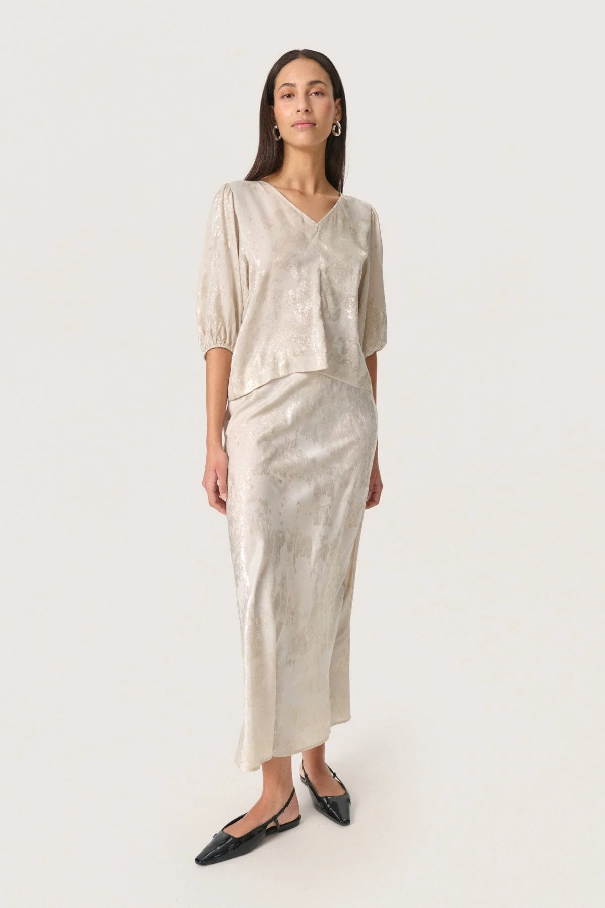 Kitty Blouse - Ancient Scroll Metallic Print - Image 4