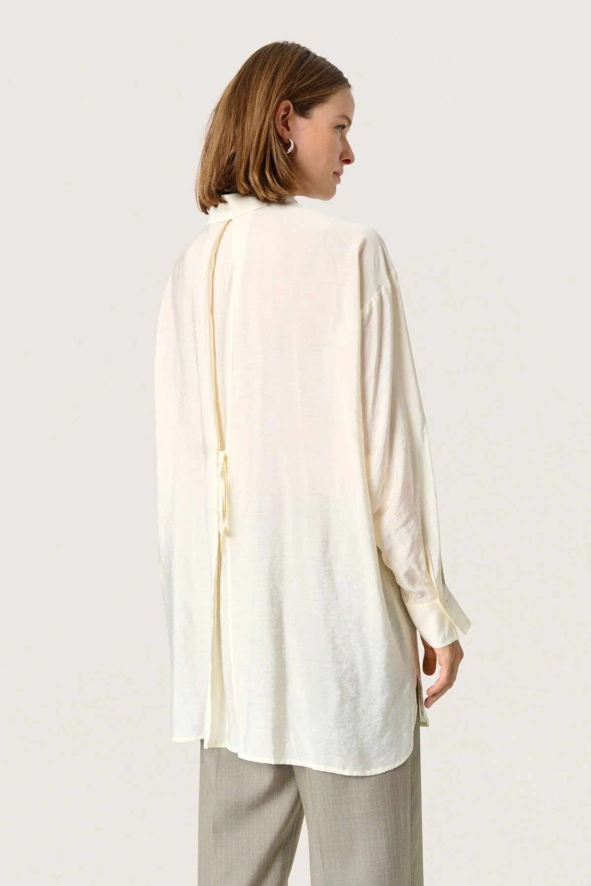 Leodora Back Tie Long Shirt - Whisper White - Image 3