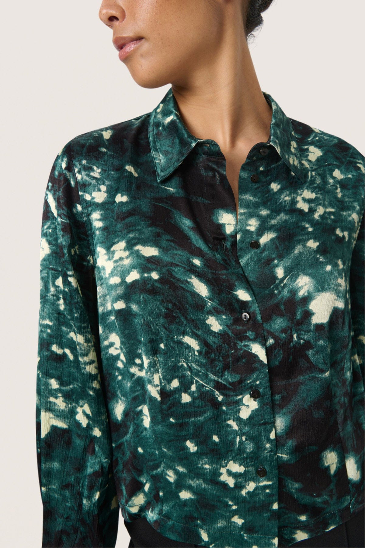 Miria Printed Shirt - Rain Forest Splash Print - Image 5