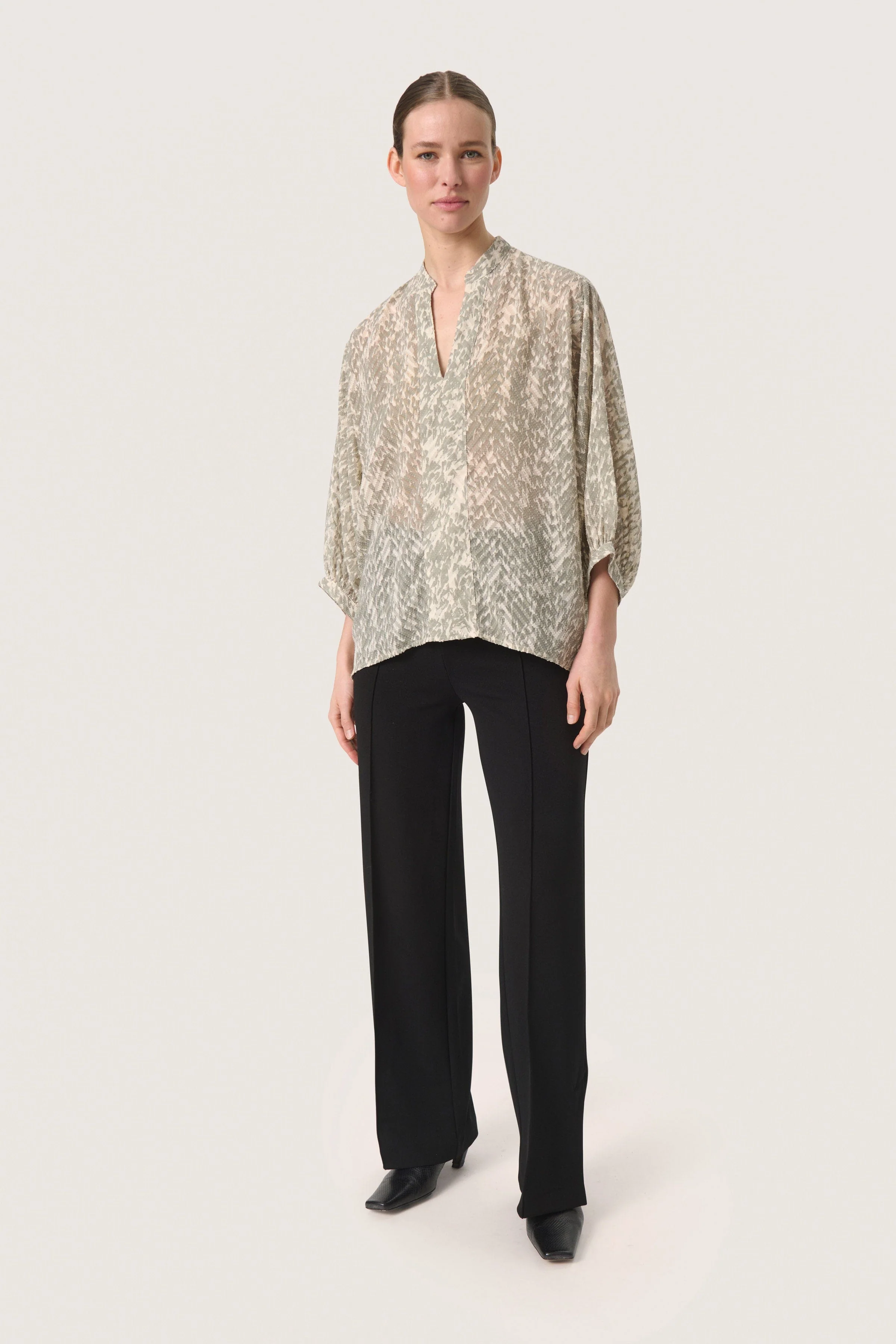 Osaka Amily Printed Blouse - Shadow Drop Print - Image 3
