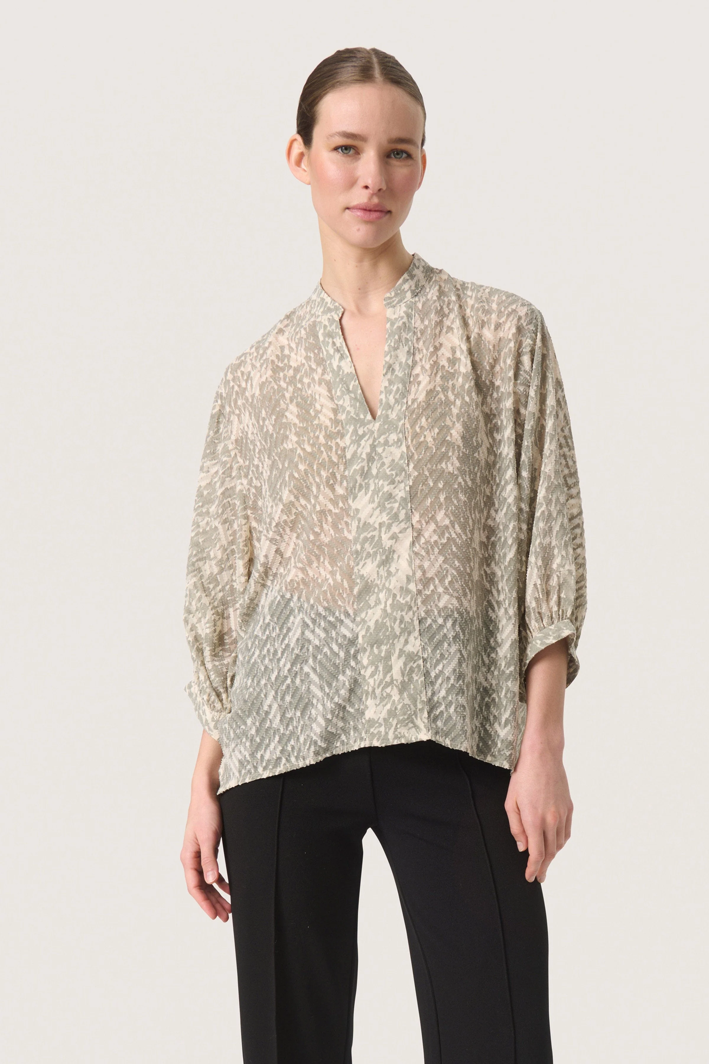 Osaka Amily Printed Blouse - Shadow Drop Print - Image 4