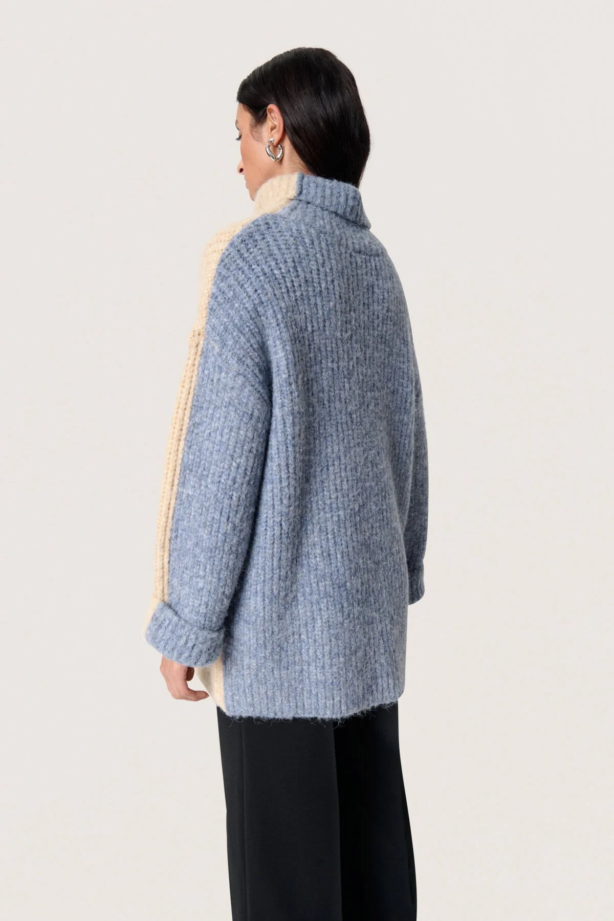 Pleoni Contrast Back Wool Blend Jumper - Doeskin and Blue Melange - Image 4