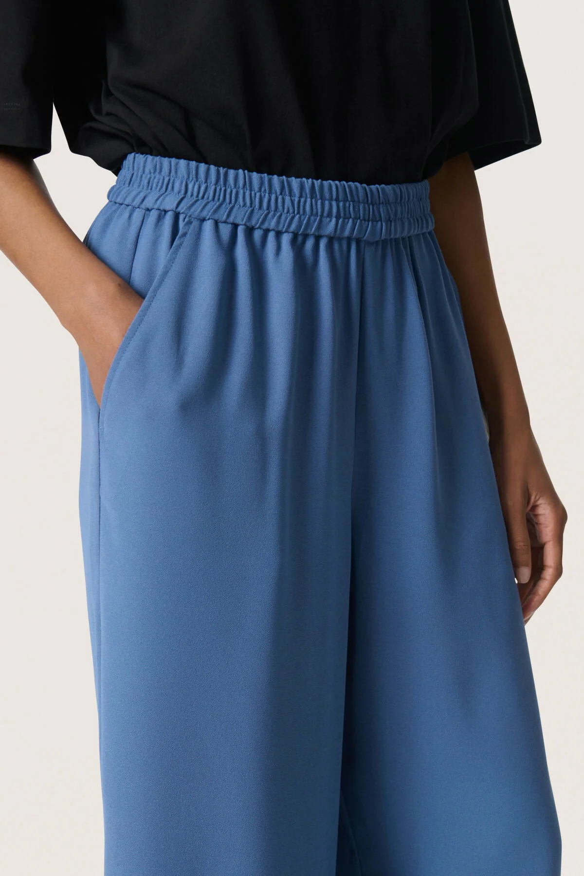 Shirley Wide Leg Trousers - Bijou Blue - Image 6