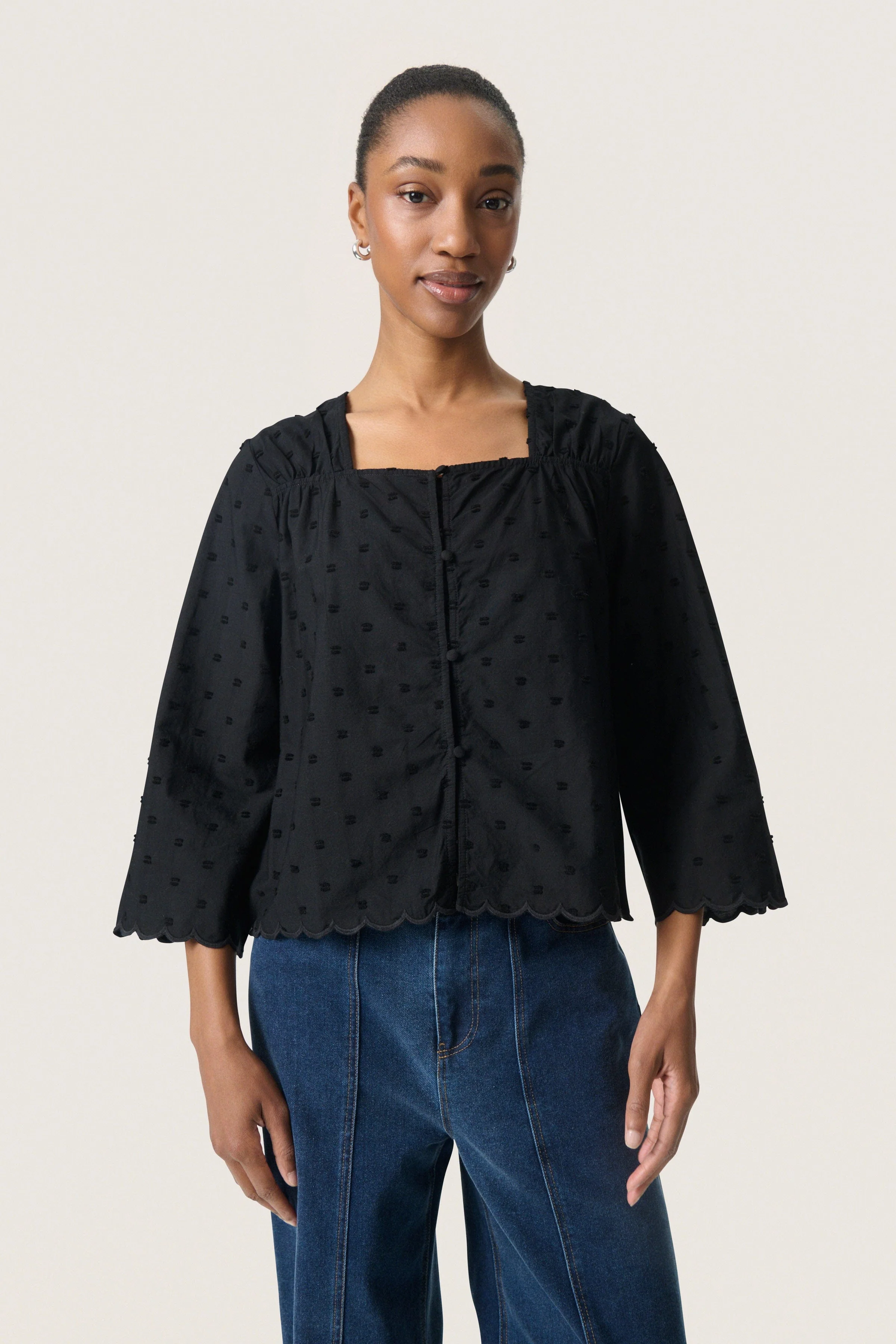 Sunela Dobby Detail Blouse - Black - Image 2