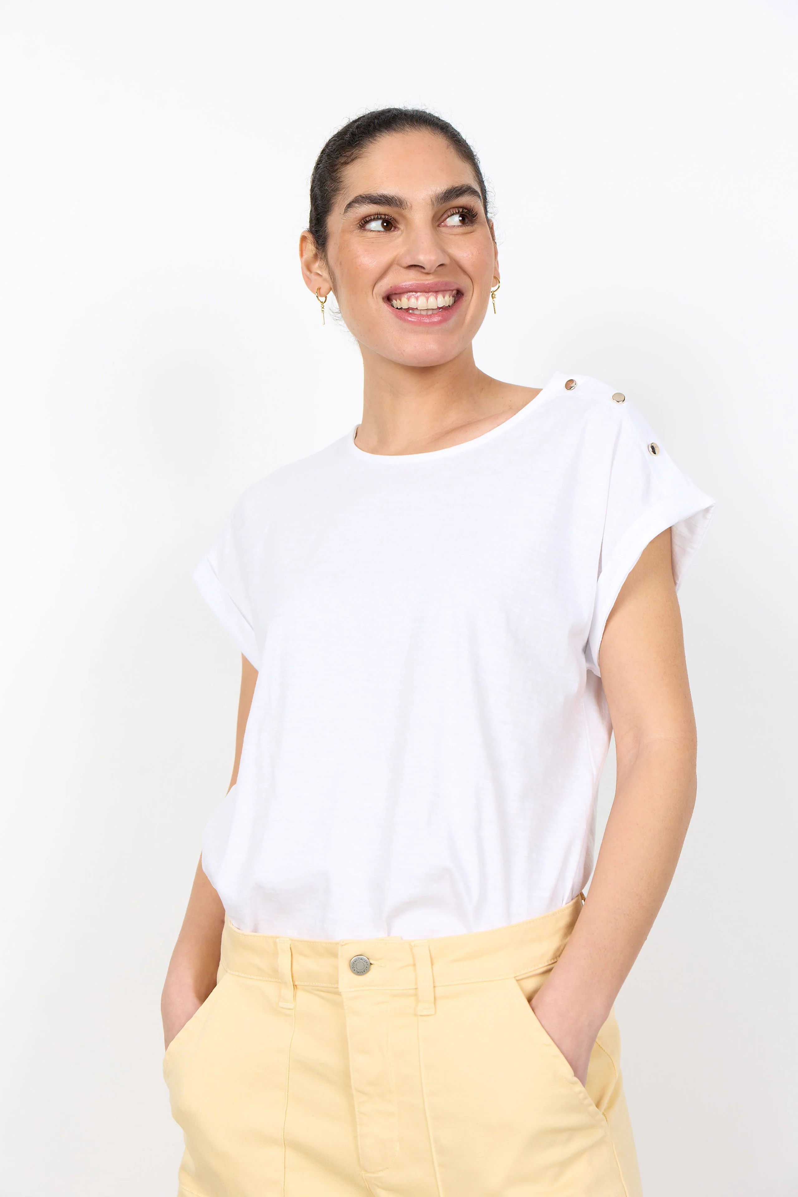 Babette Button-Detail T-Shirt - White - Image 2