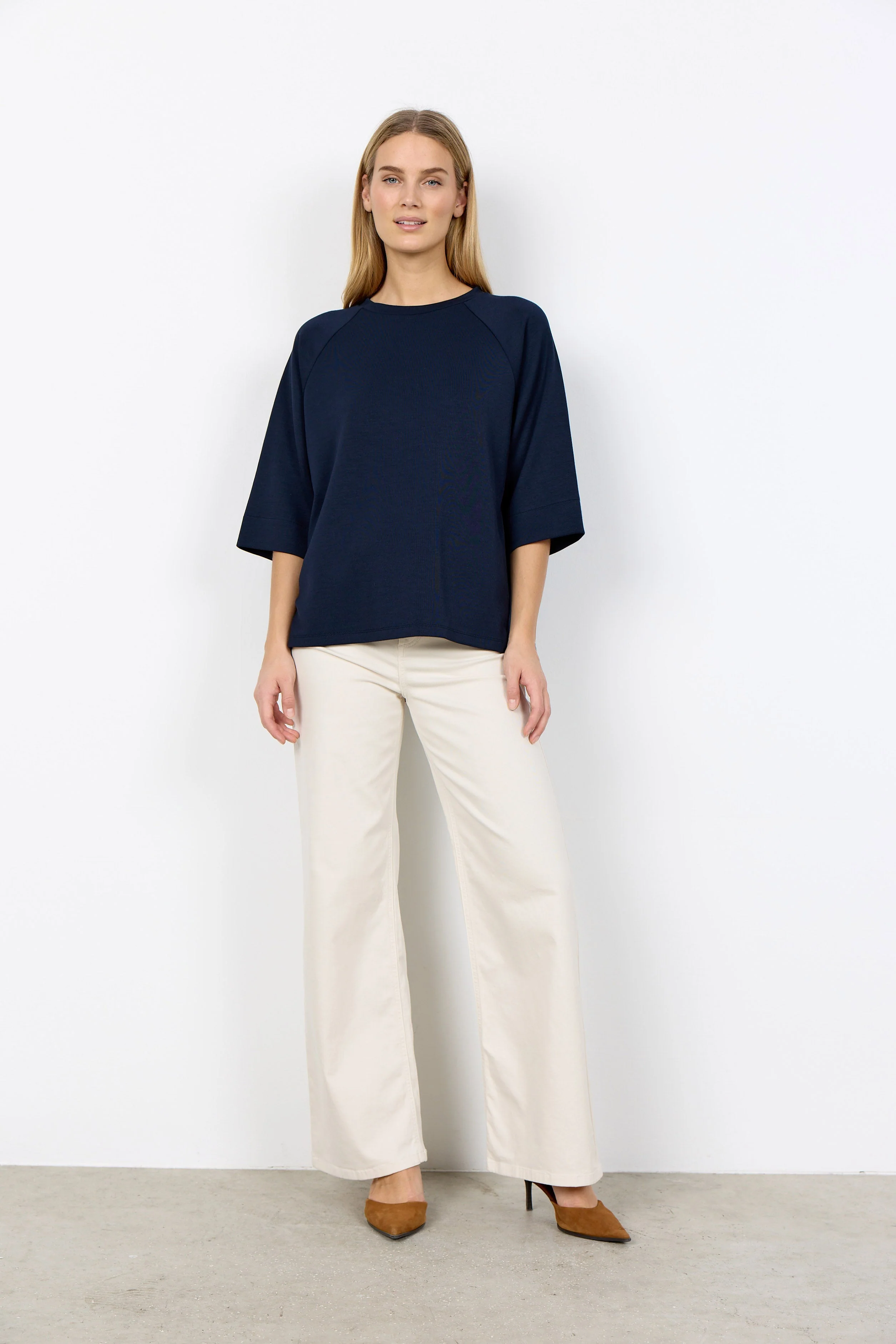Banu Drop Shoulder T-Shirt - Navy - Image 3