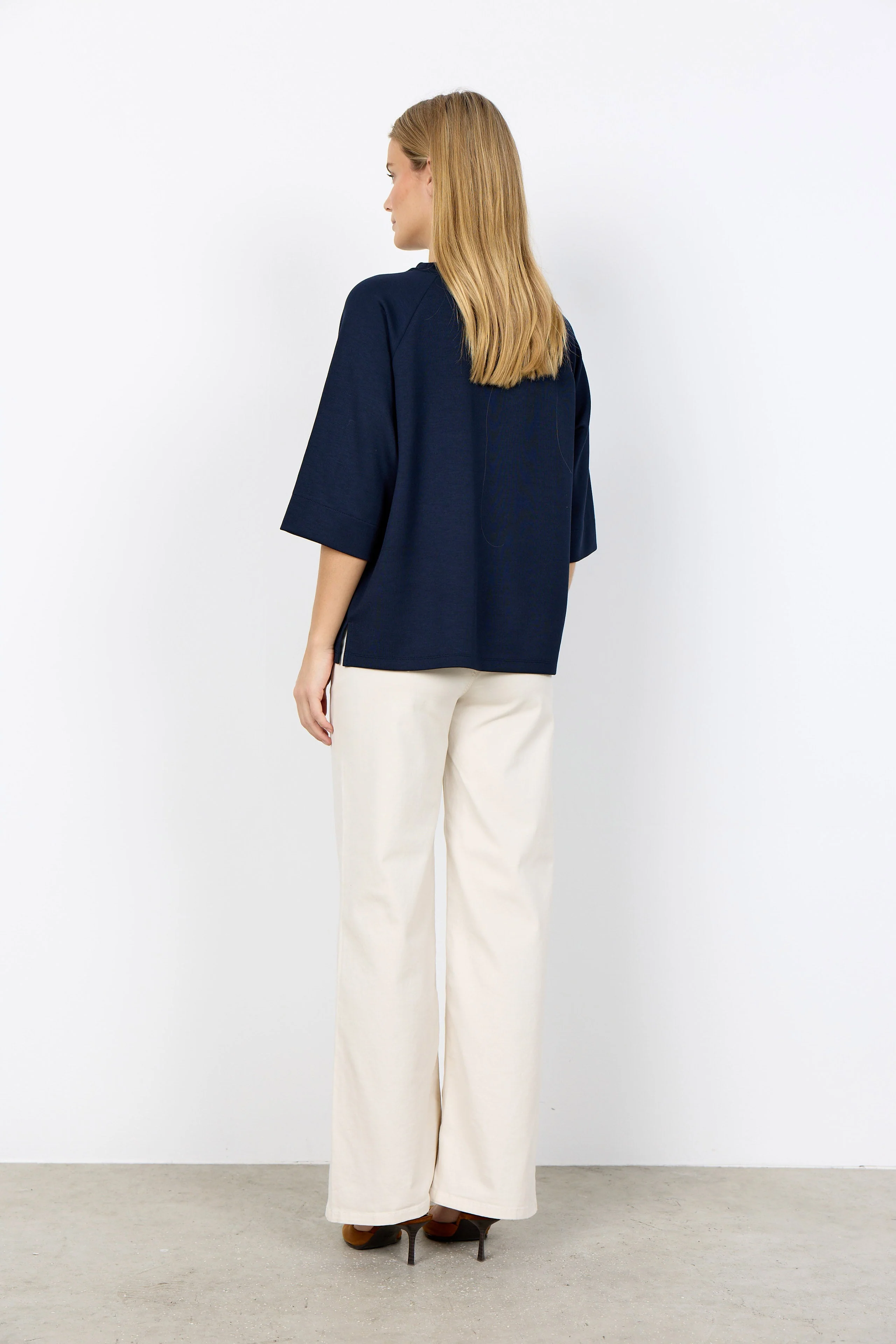 Banu Drop Shoulder T-Shirt - Navy - Image 4