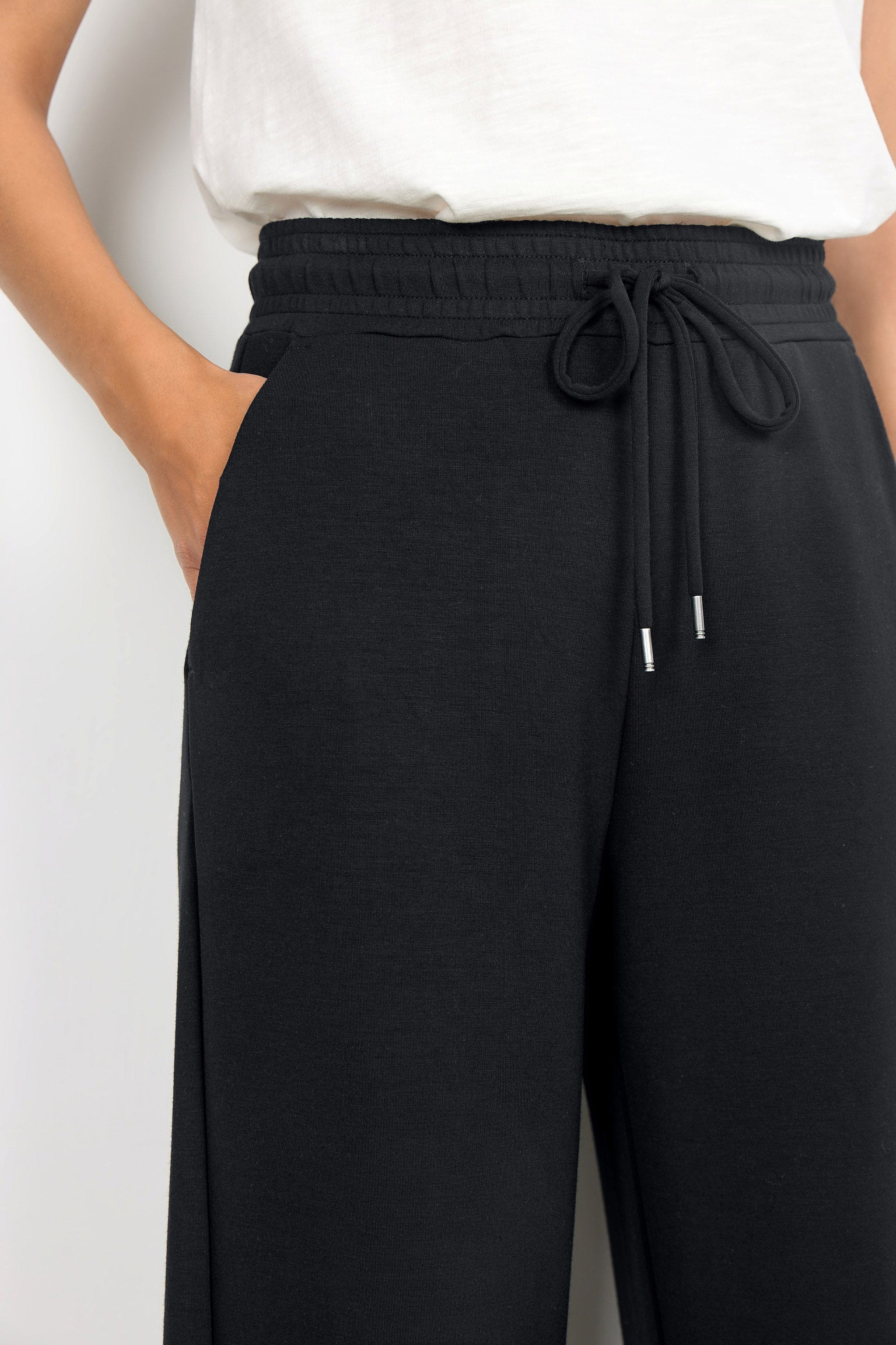 Banu Lounge Trousers - Black - Image 4