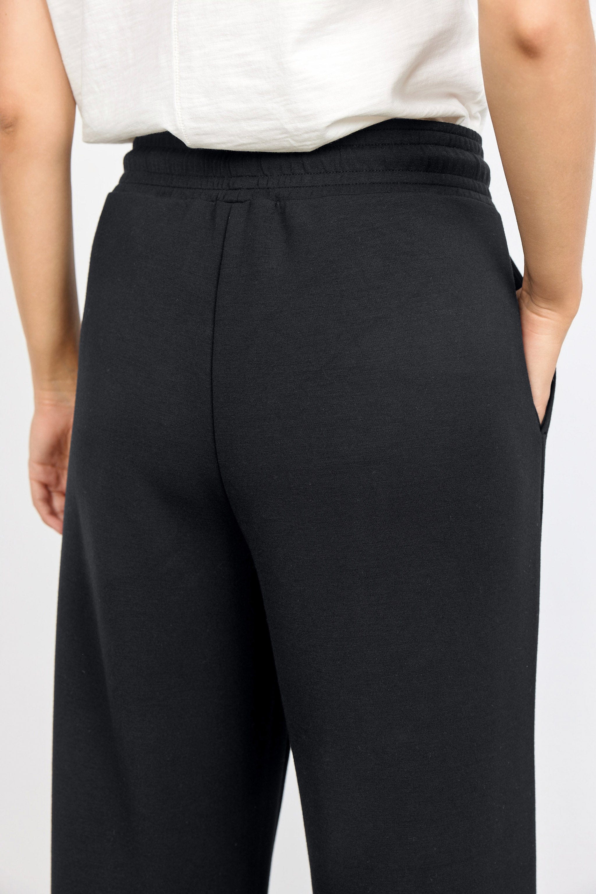 Banu Lounge Trousers - Black - Image 5