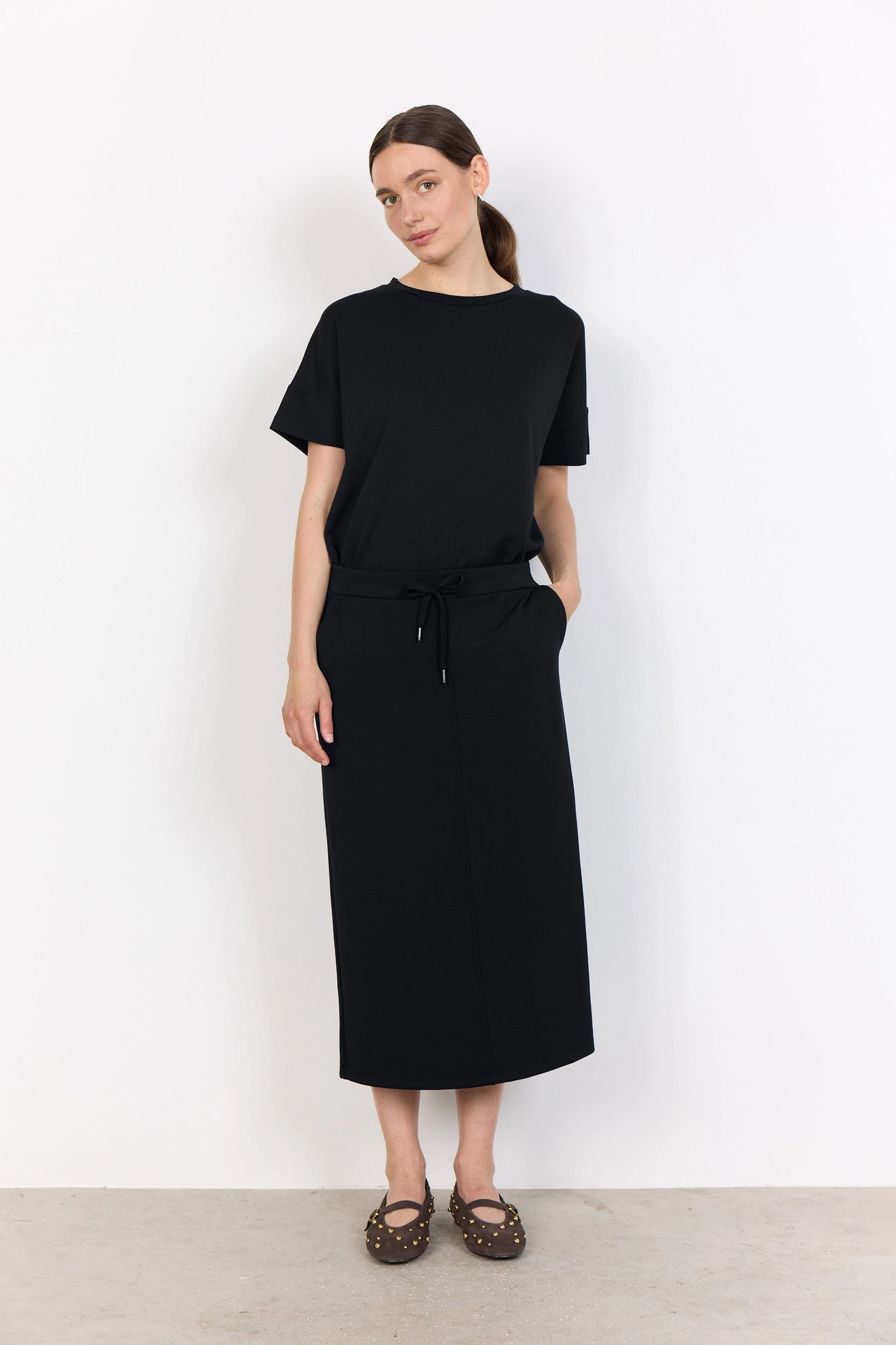 Banu Midi Skirt - Black - Image 2