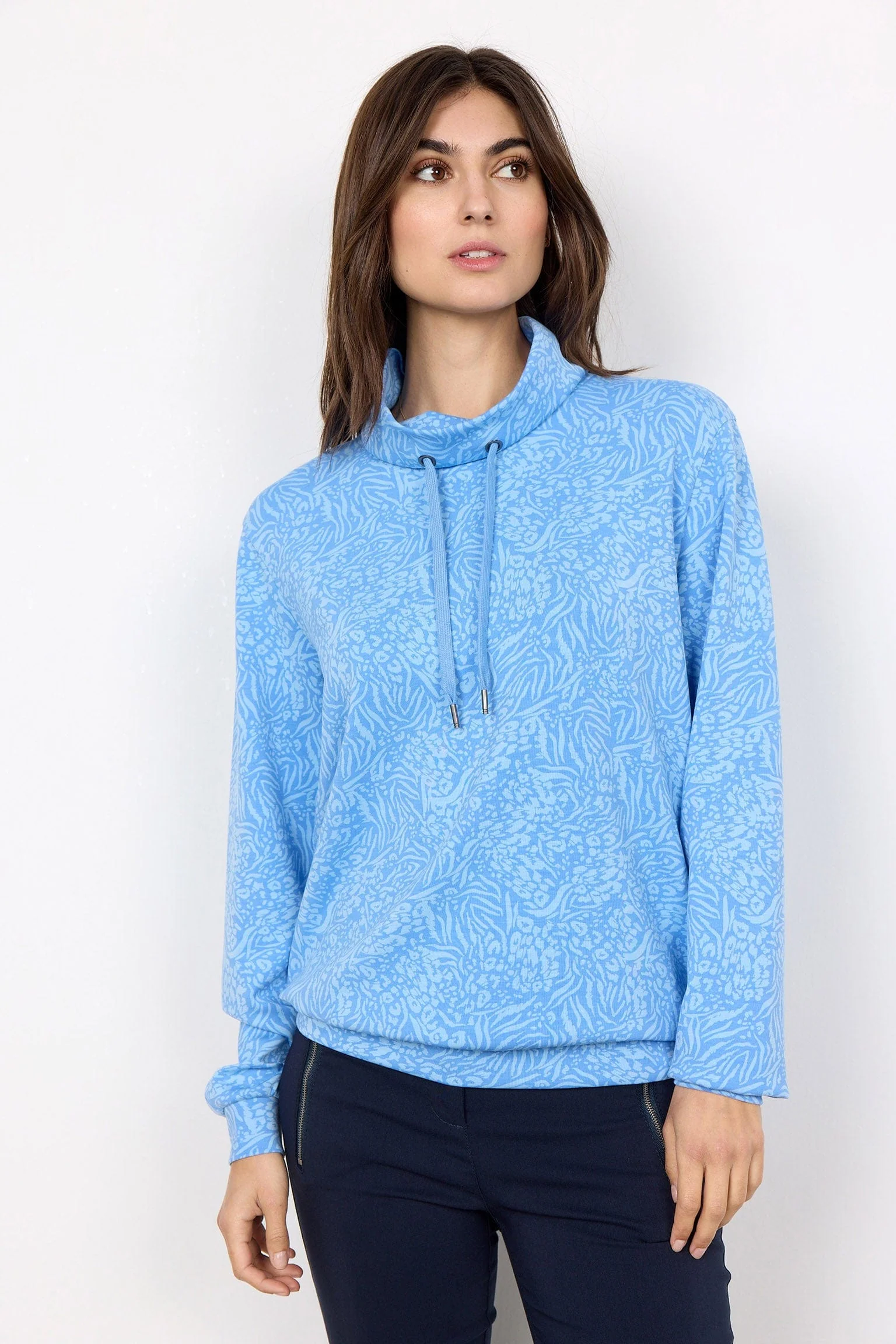 Banu Printed Sweatshirt - Bright Blue Combi - Image 2