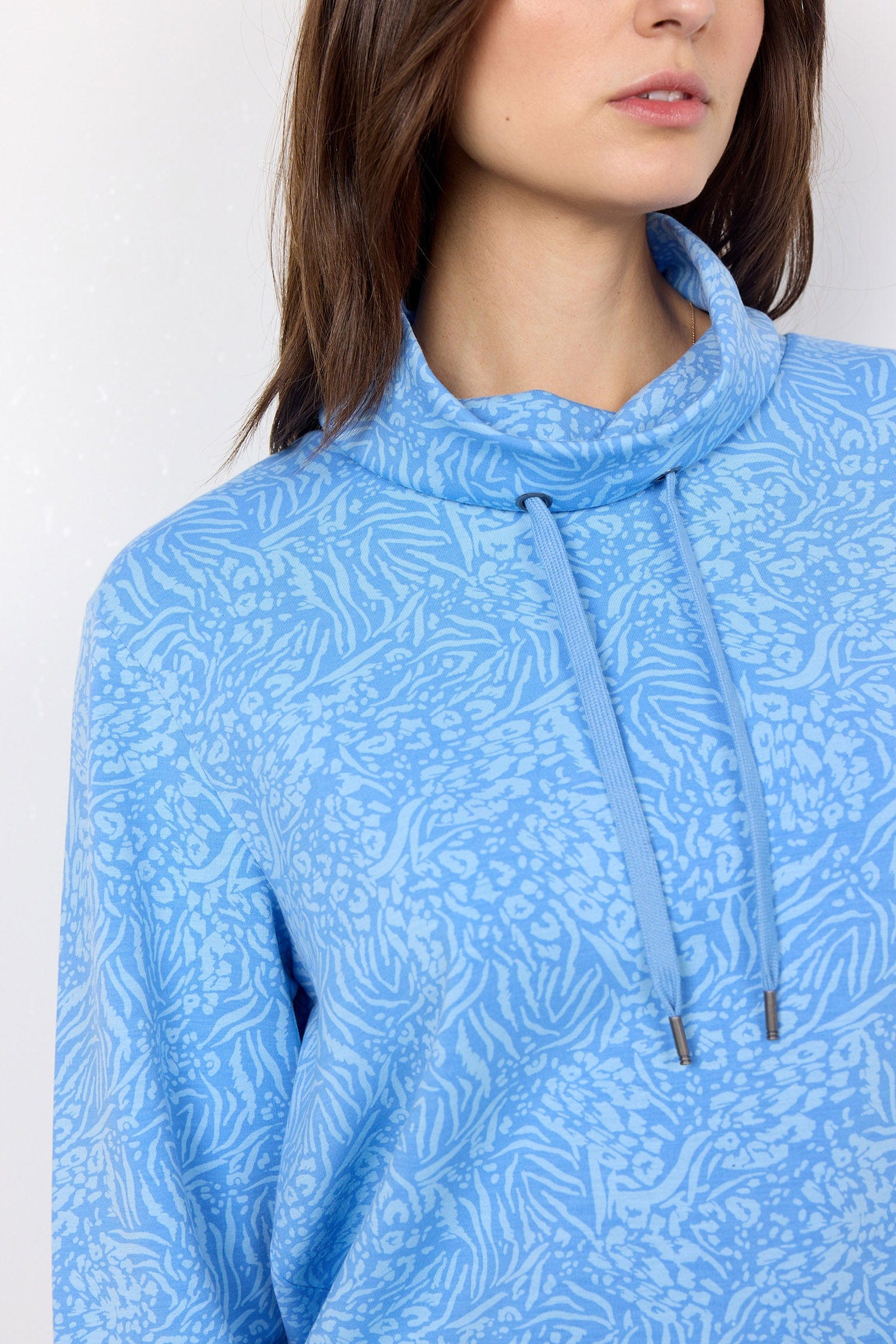 Banu Printed Sweatshirt - Bright Blue Combi - Image 4