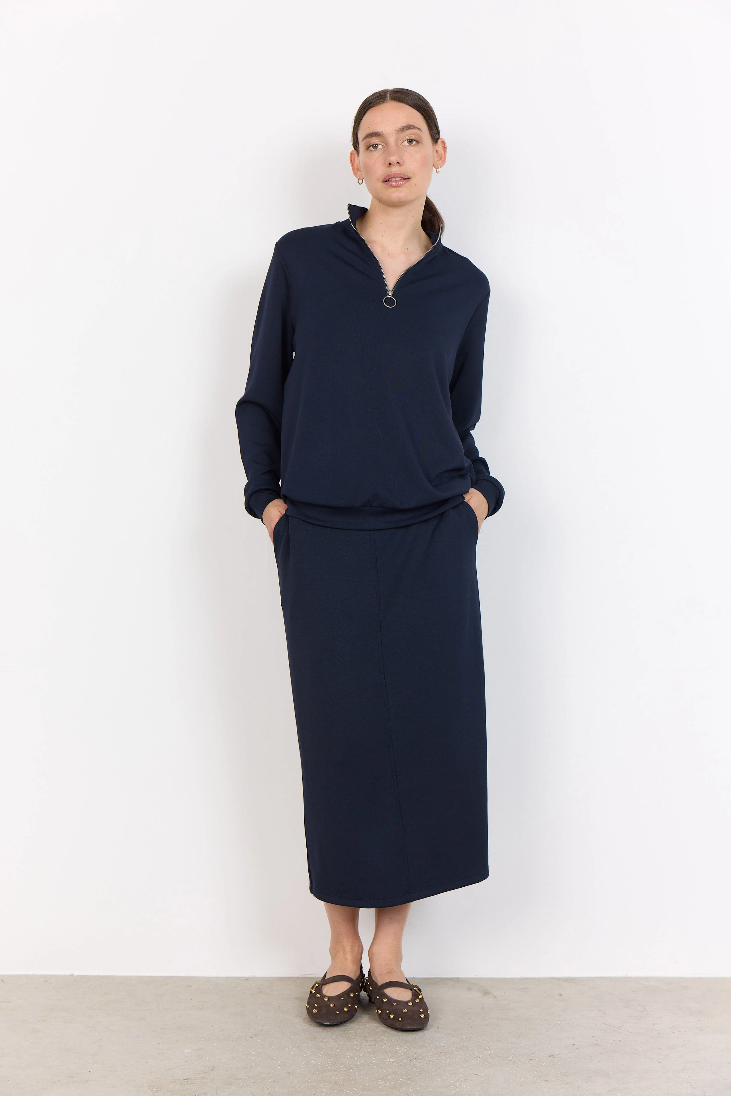 Banu Quarter Zip Sweatshirt - Navy - Image 3