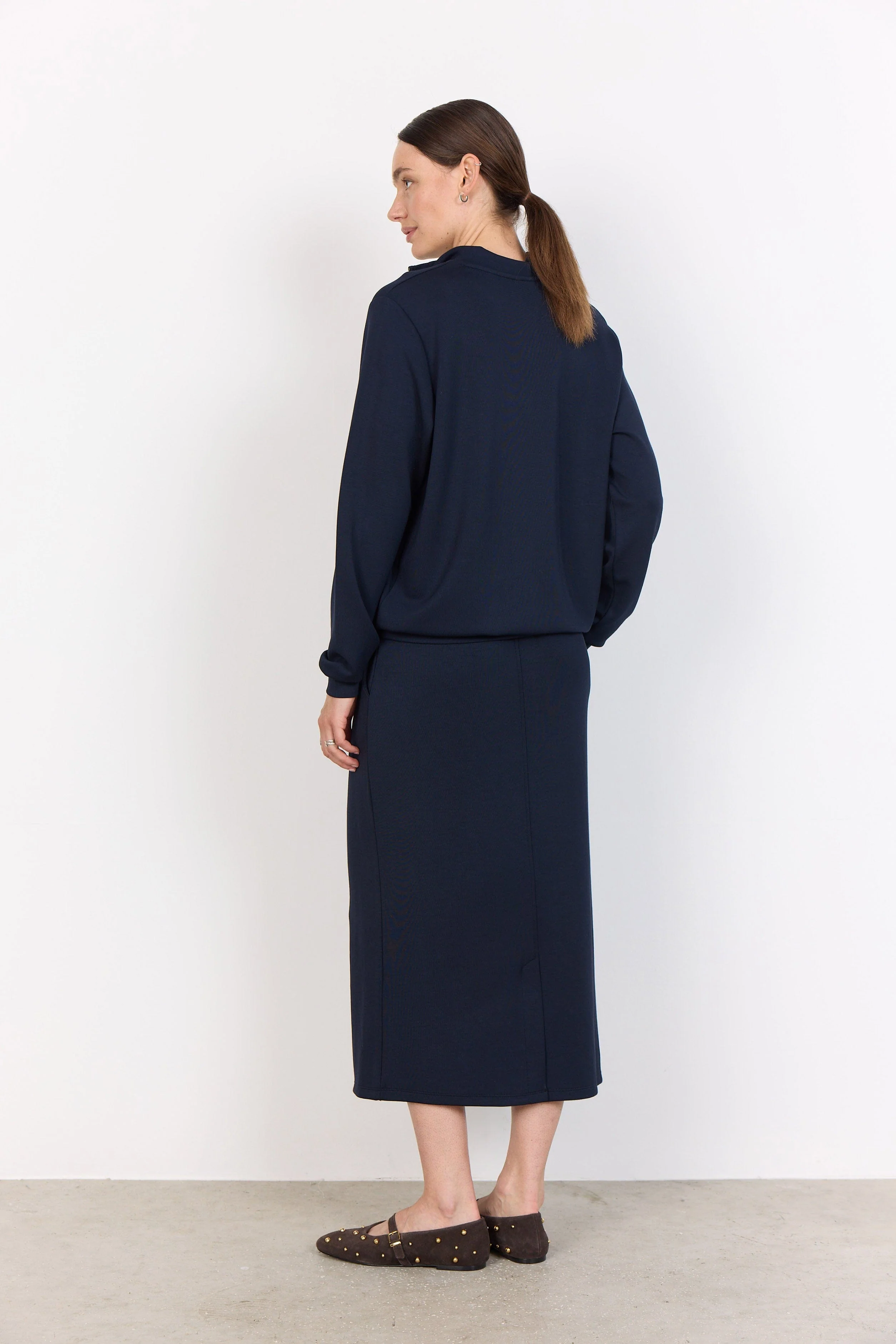 Banu Quarter Zip Sweatshirt - Navy - Image 4