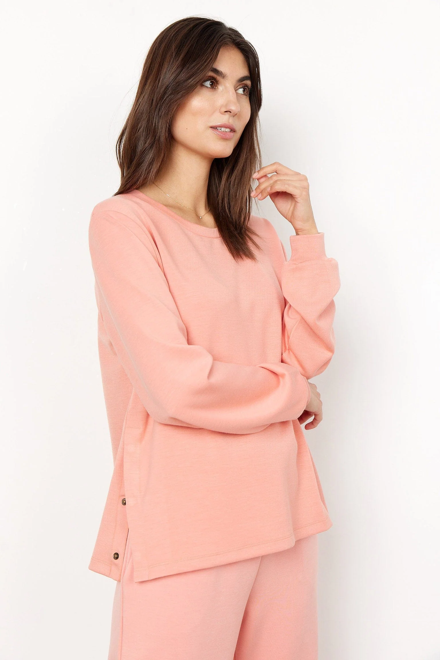 Banu Sweatshirt - Coral Haze - Image 3