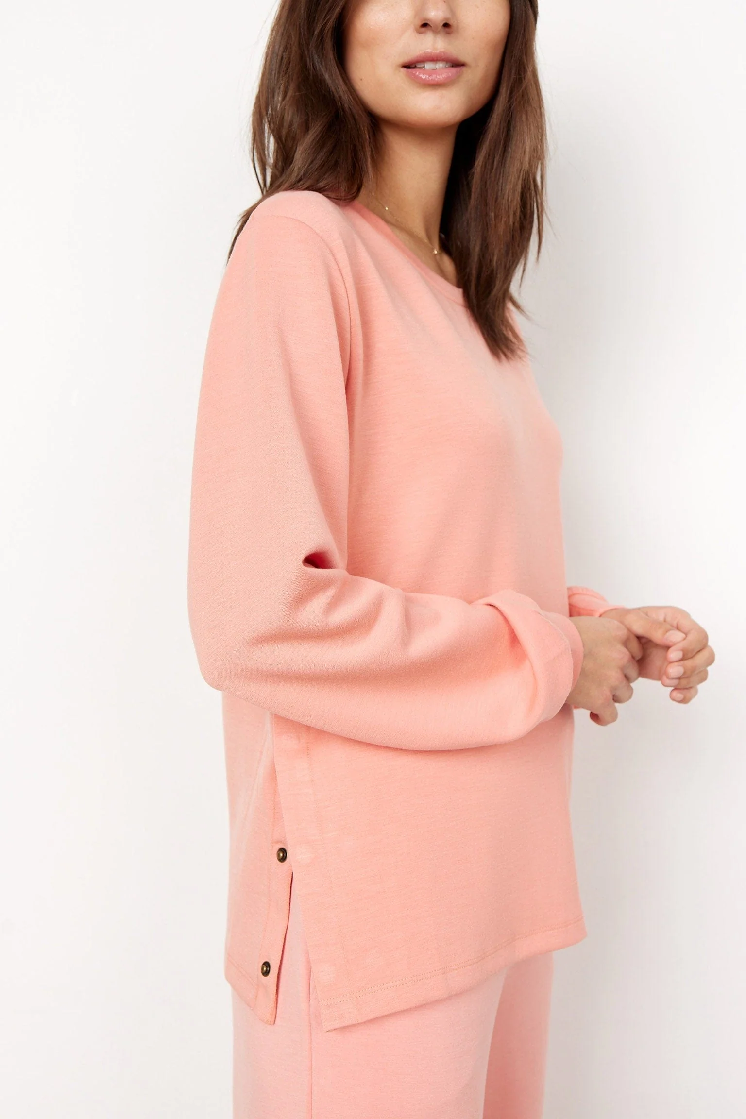 Banu Sweatshirt - Coral Haze - Image 5