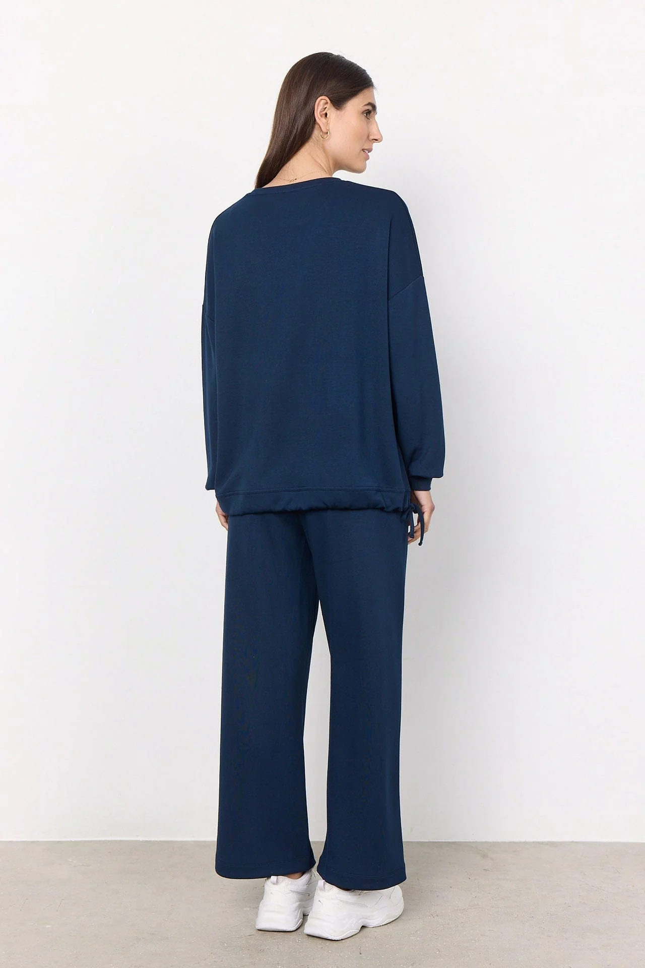 Banu Sweatshirt with Pocket Detail - Navy - Image 4