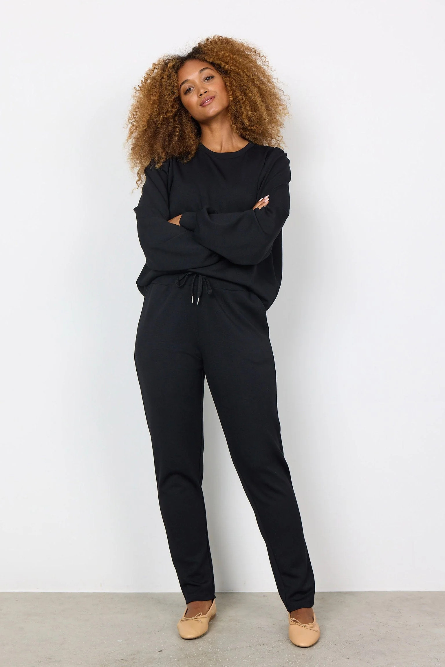 Banu Tapered Lounge Trousers - Black - Image 3