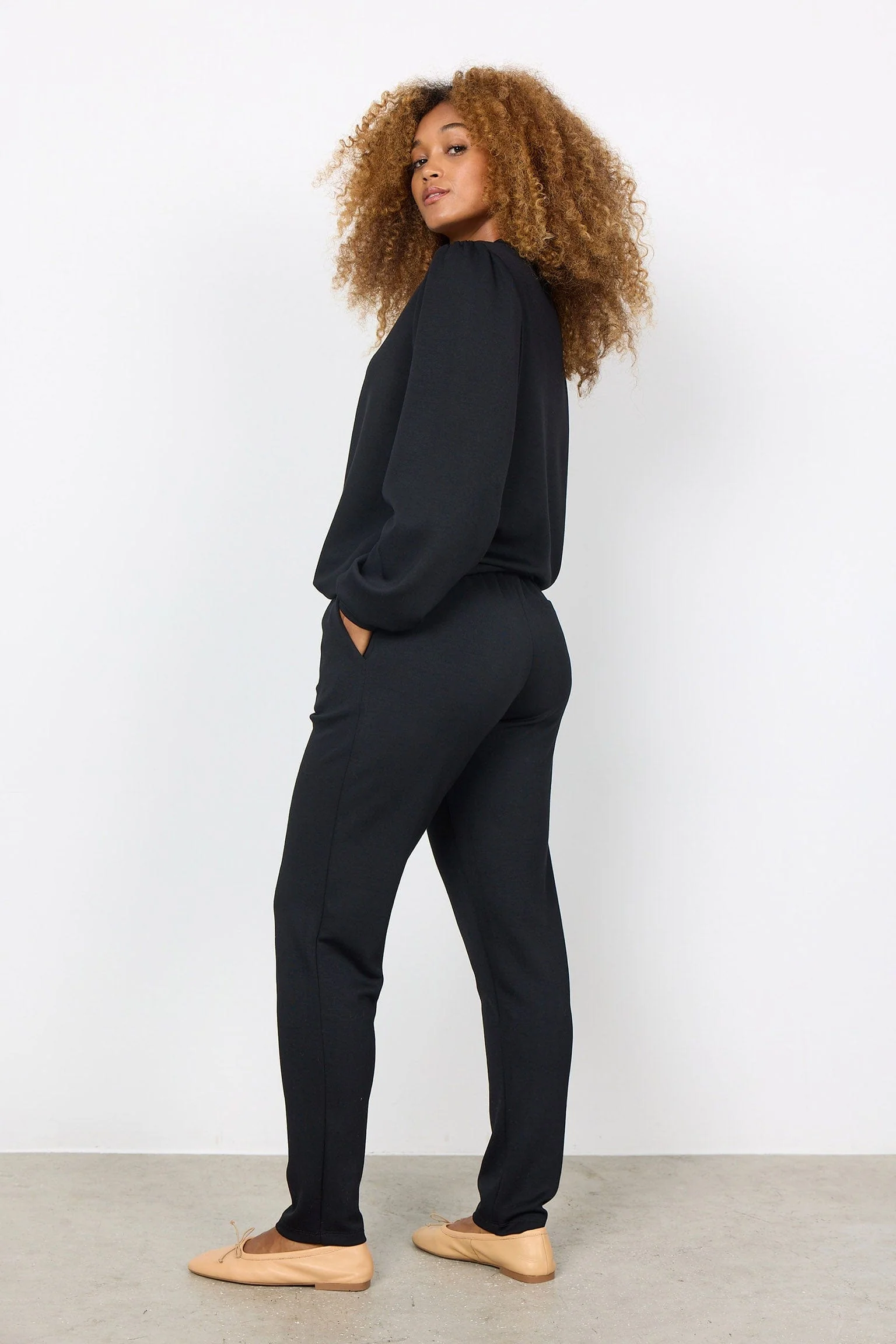 Banu Tapered Lounge Trousers - Black - Image 4