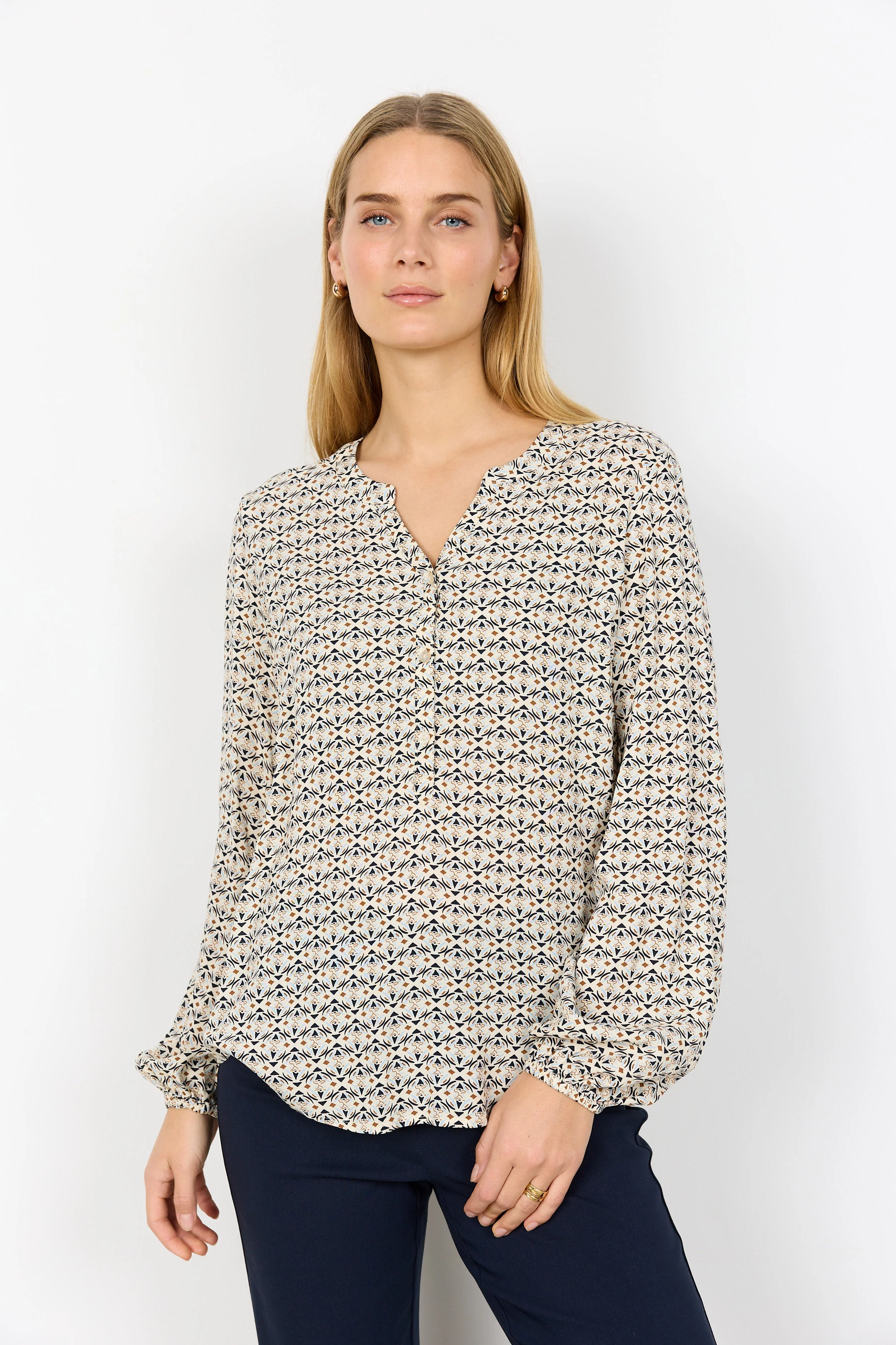 Bellua Patterned Blouse - Windsurfer Combi - Image 2