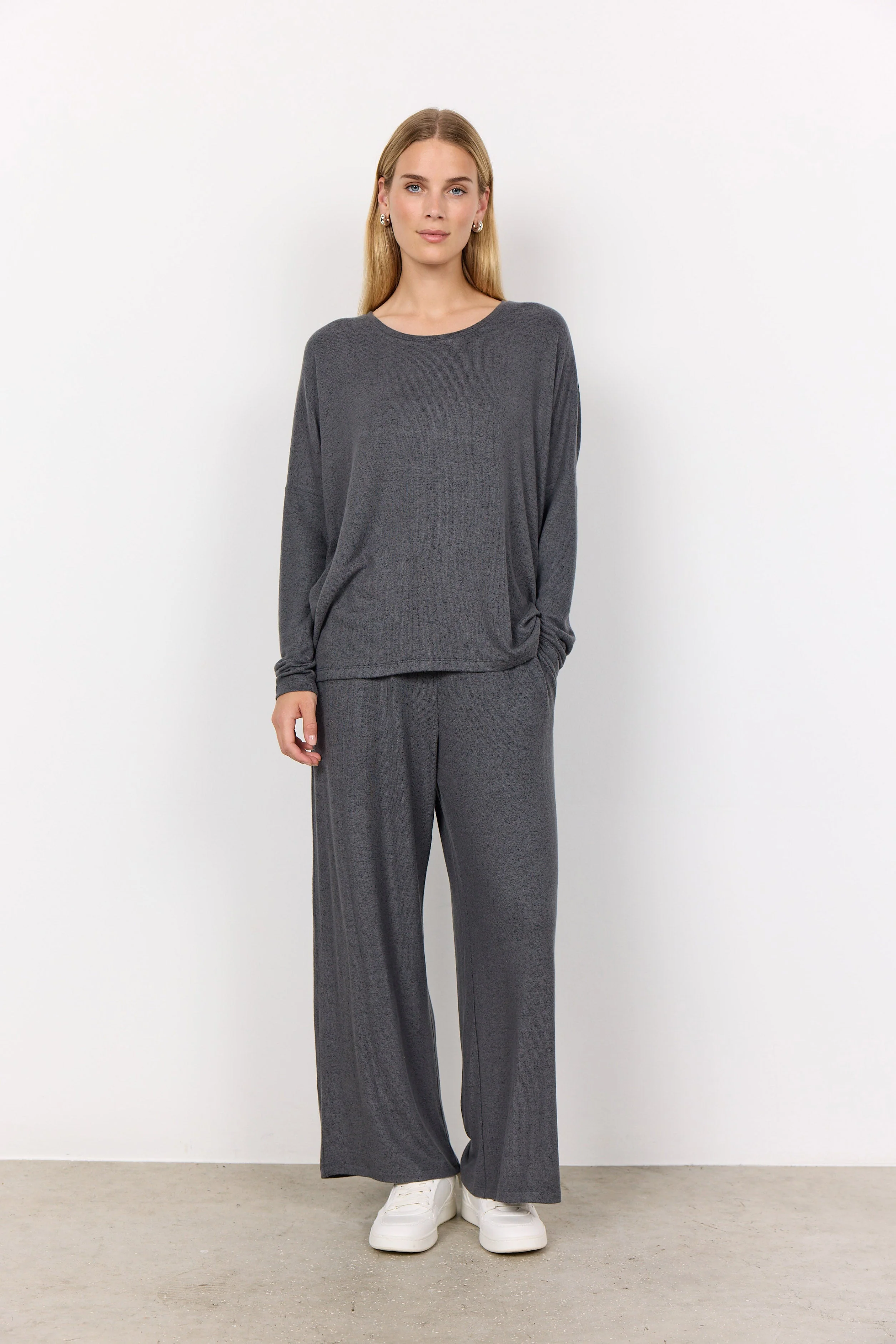 Biara Supersoft Jumper - Dark Earth Melange - Image 3