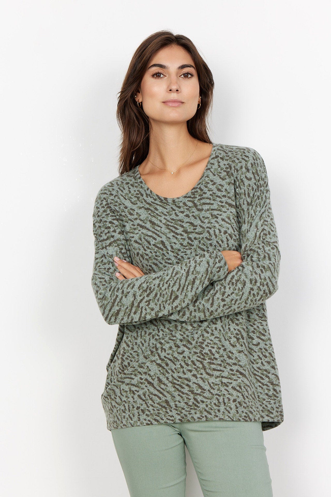 Biara Supersoft Jumper - Moss Green Combi - Image 2