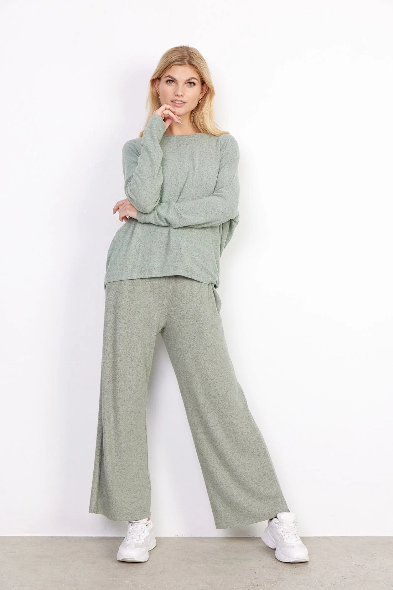 Biara Supersoft Jumper - Moss Green Melange - Image 3