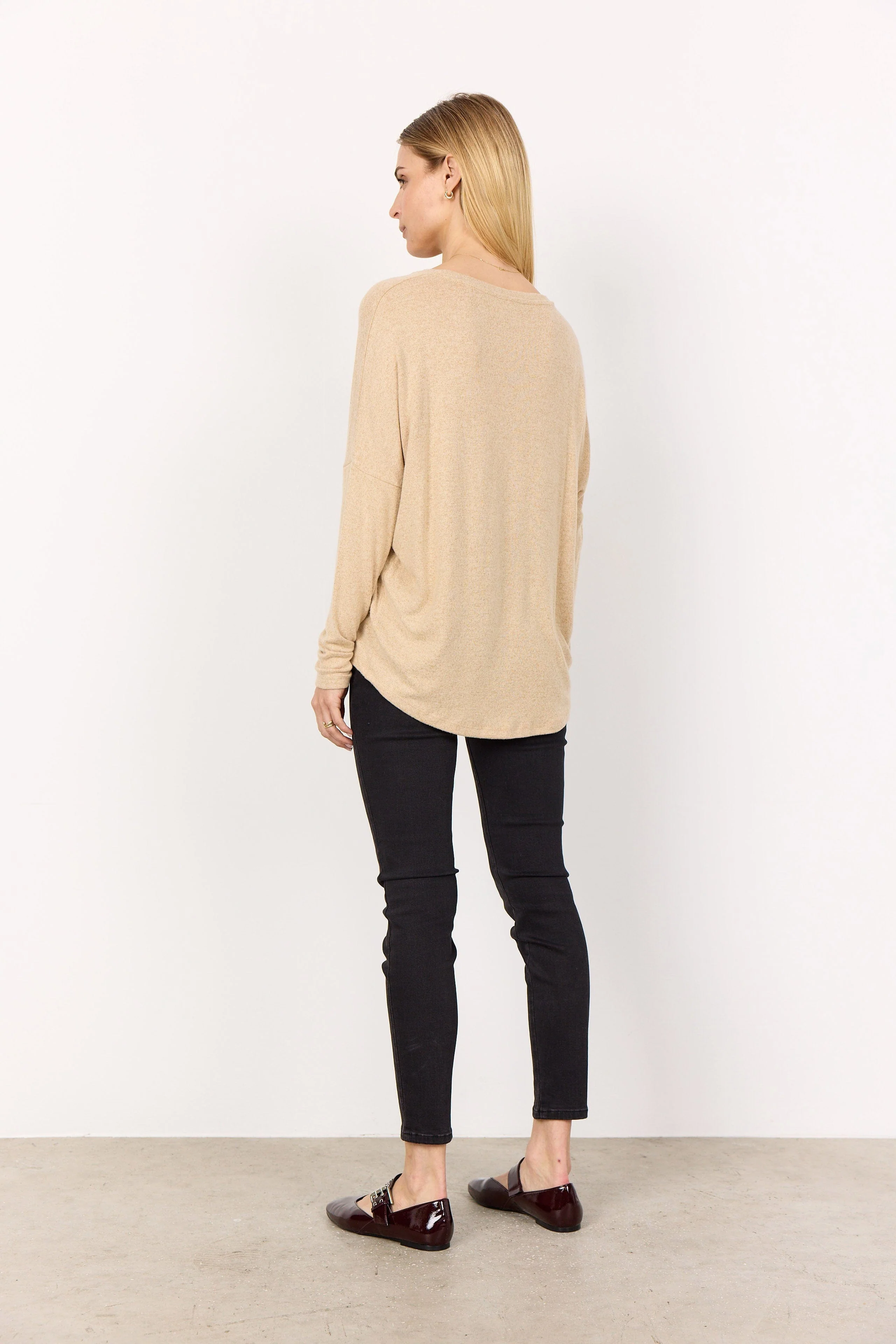 Biara Supersoft Jumper - Sand Melange - Image 3