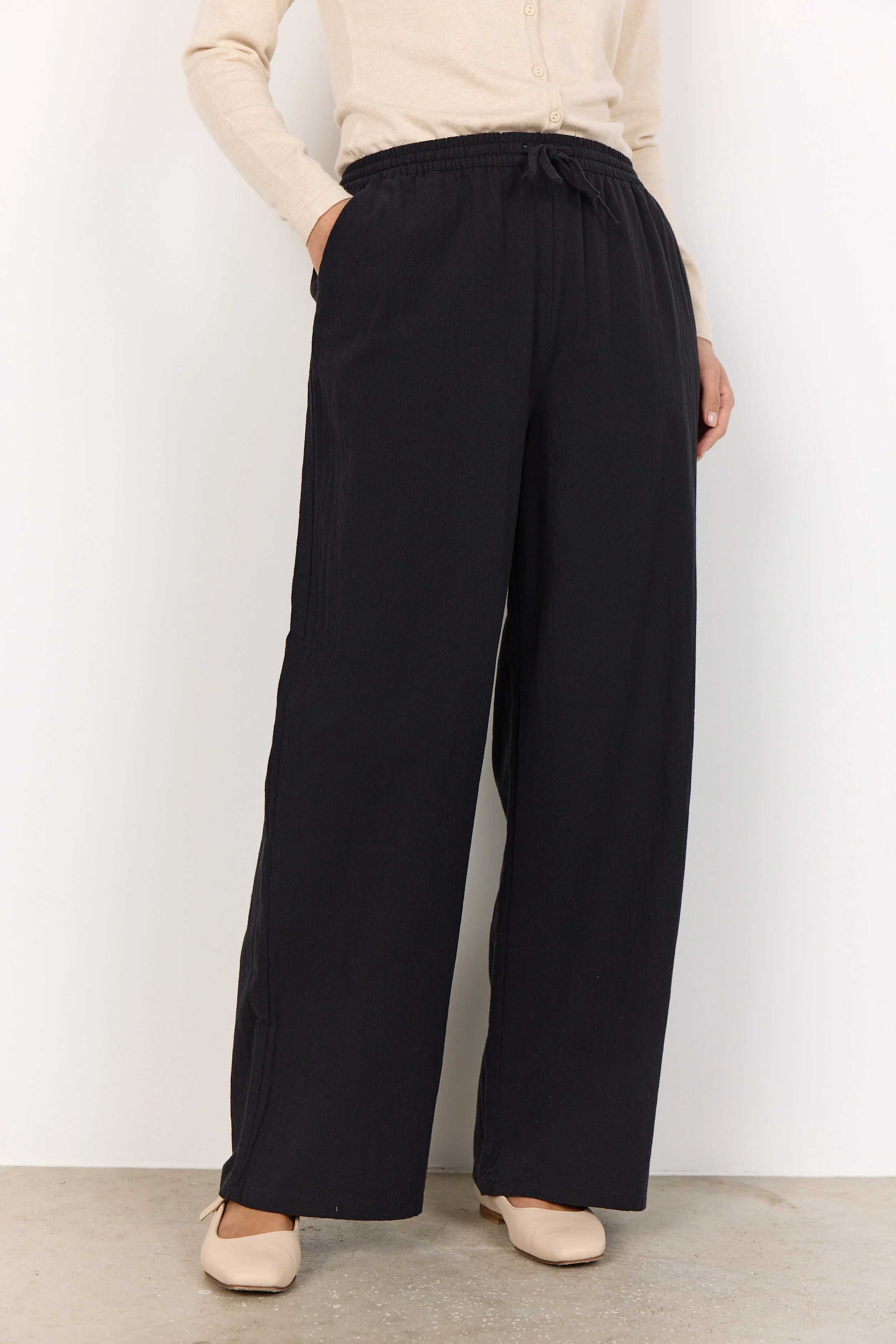 Cissie Cotton Wide Leg Trousers - Navy - Image 4