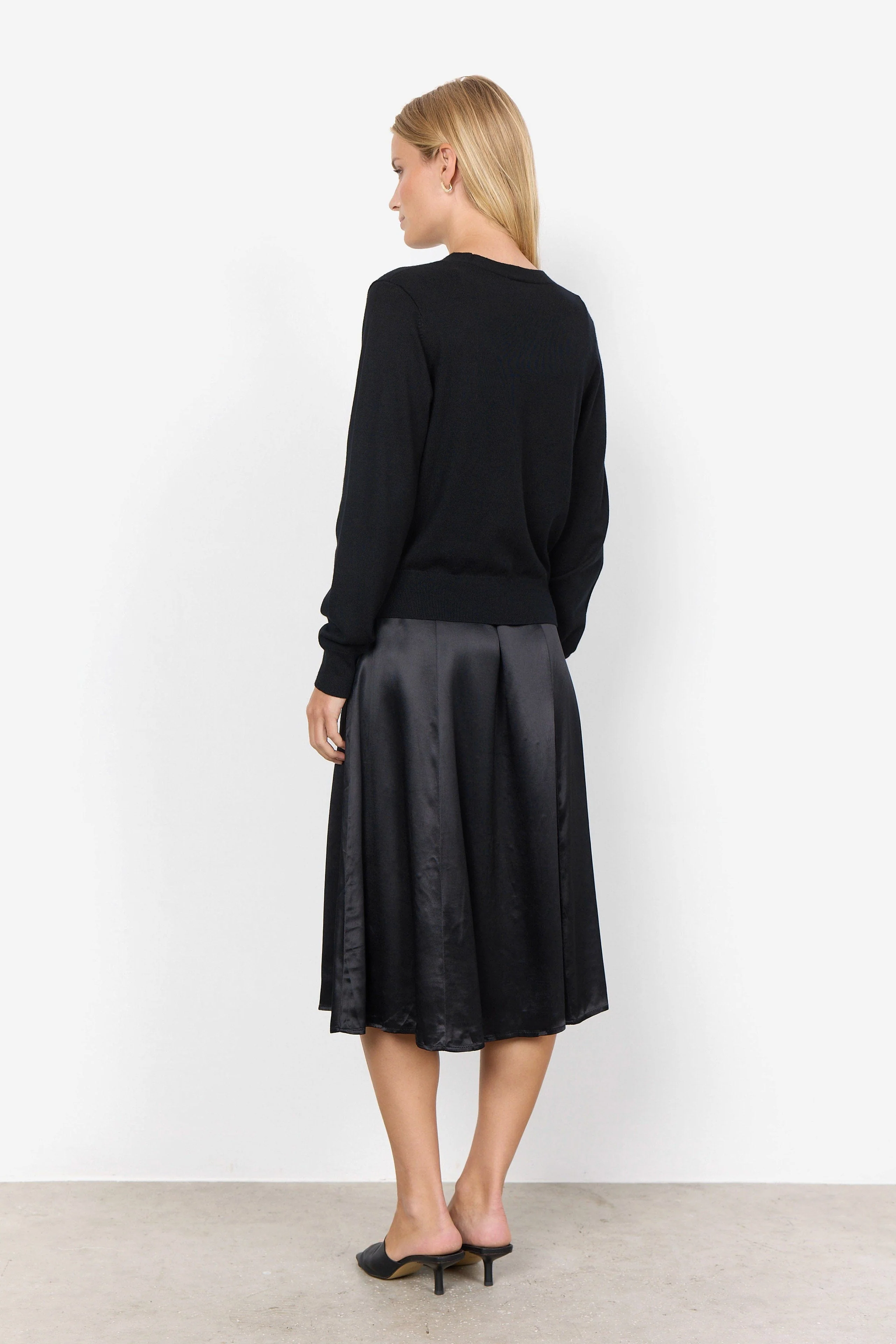 Dollie Cardigan - Black - Image 3