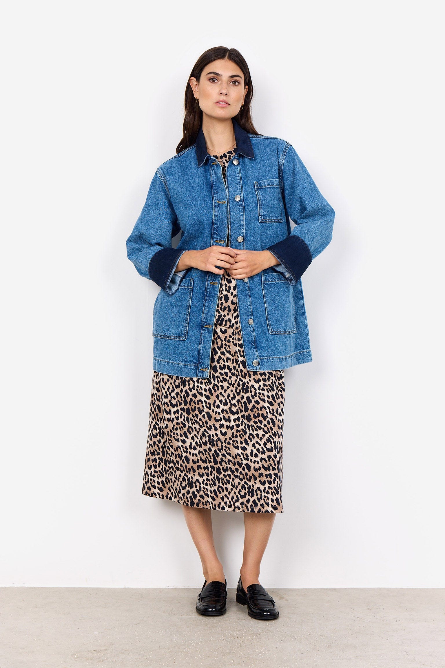 Dolores Denim Shacket - Medium Blue Denim - Image 3