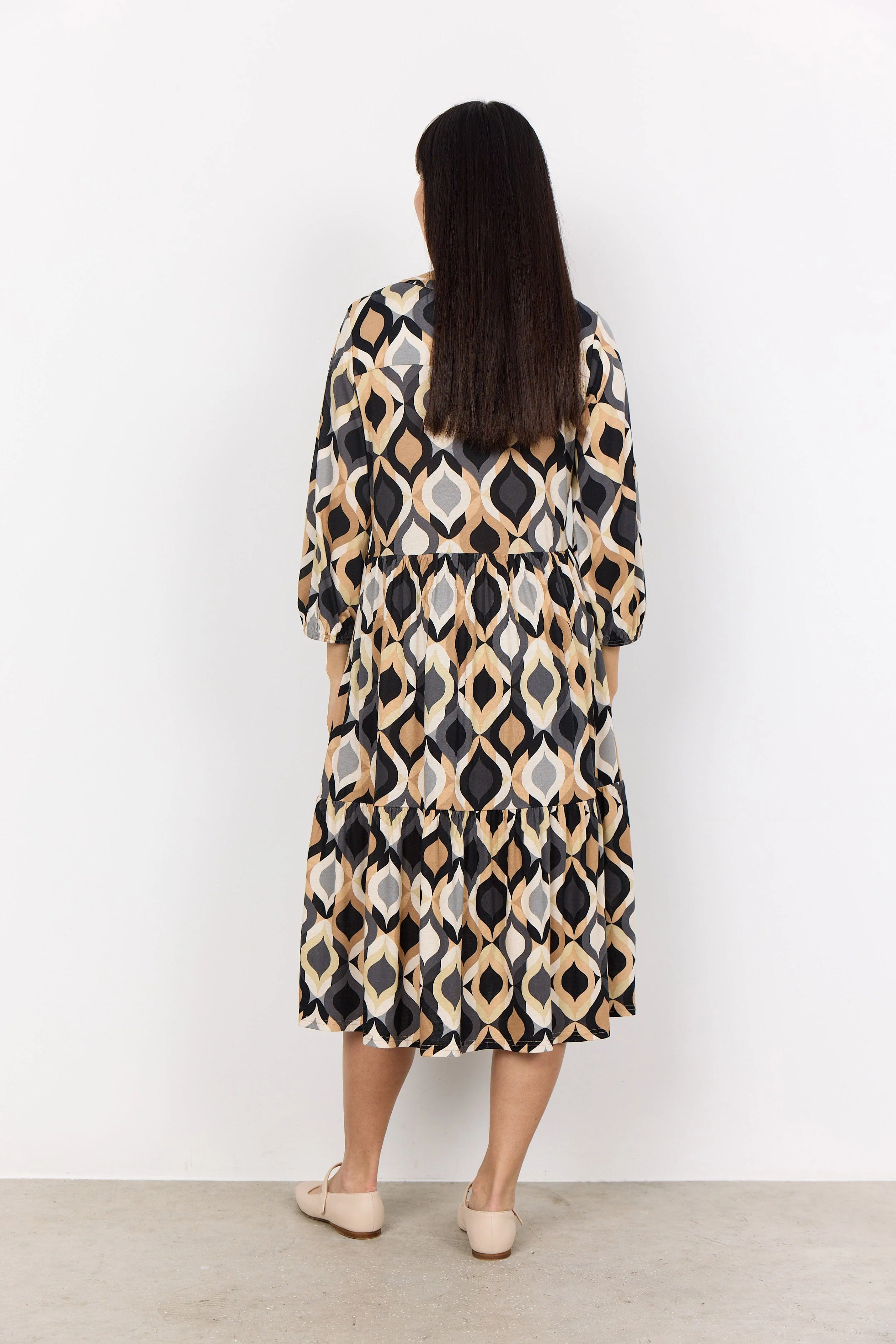 Felicity Printed Midi Jersey Dress - Black Combi - Image 3