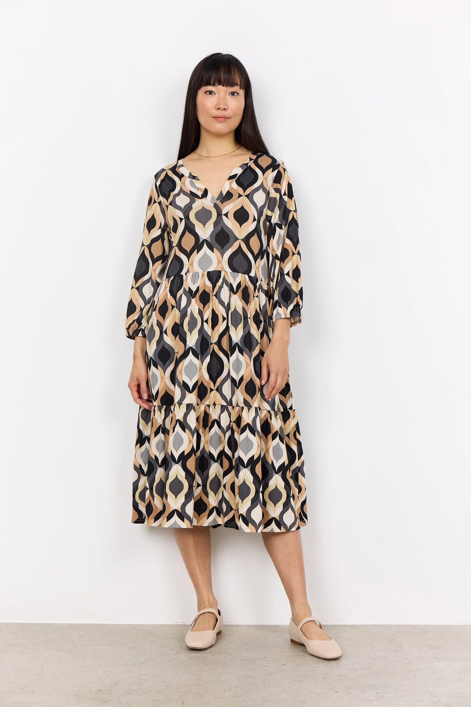 Felicity Printed Midi Jersey Dress - Black Combi - Image 4