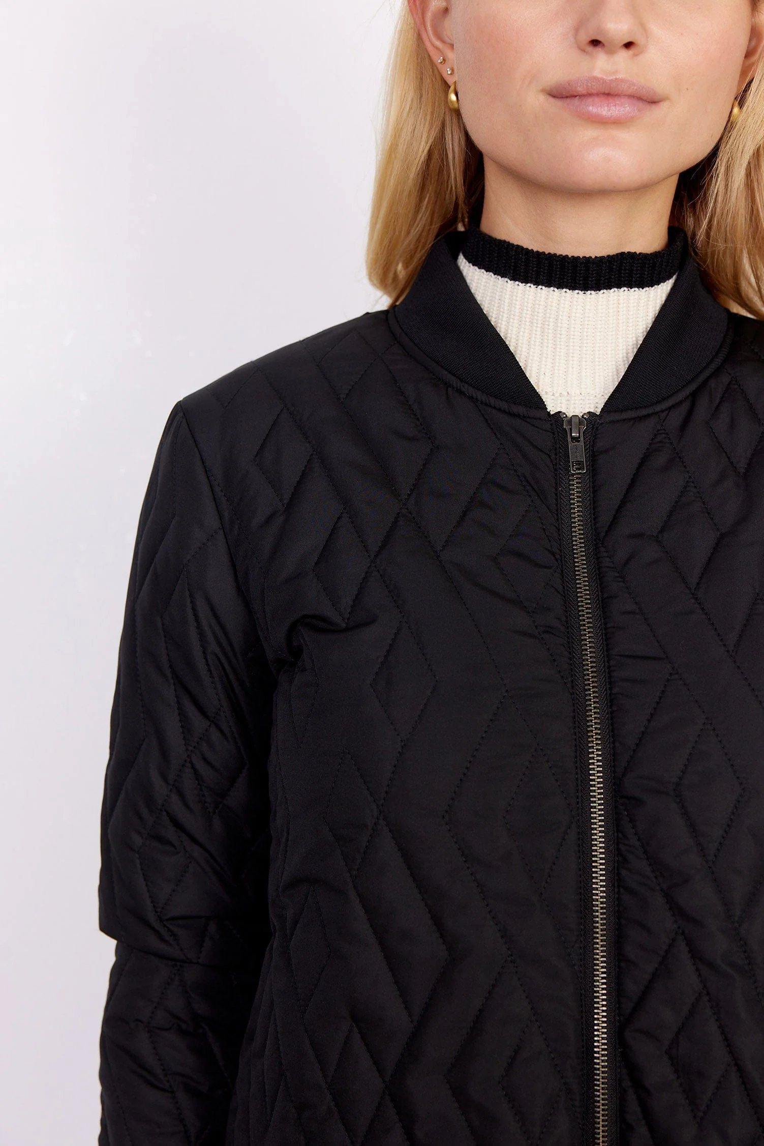 Fenya Quilted Jacket - Black - Image 4