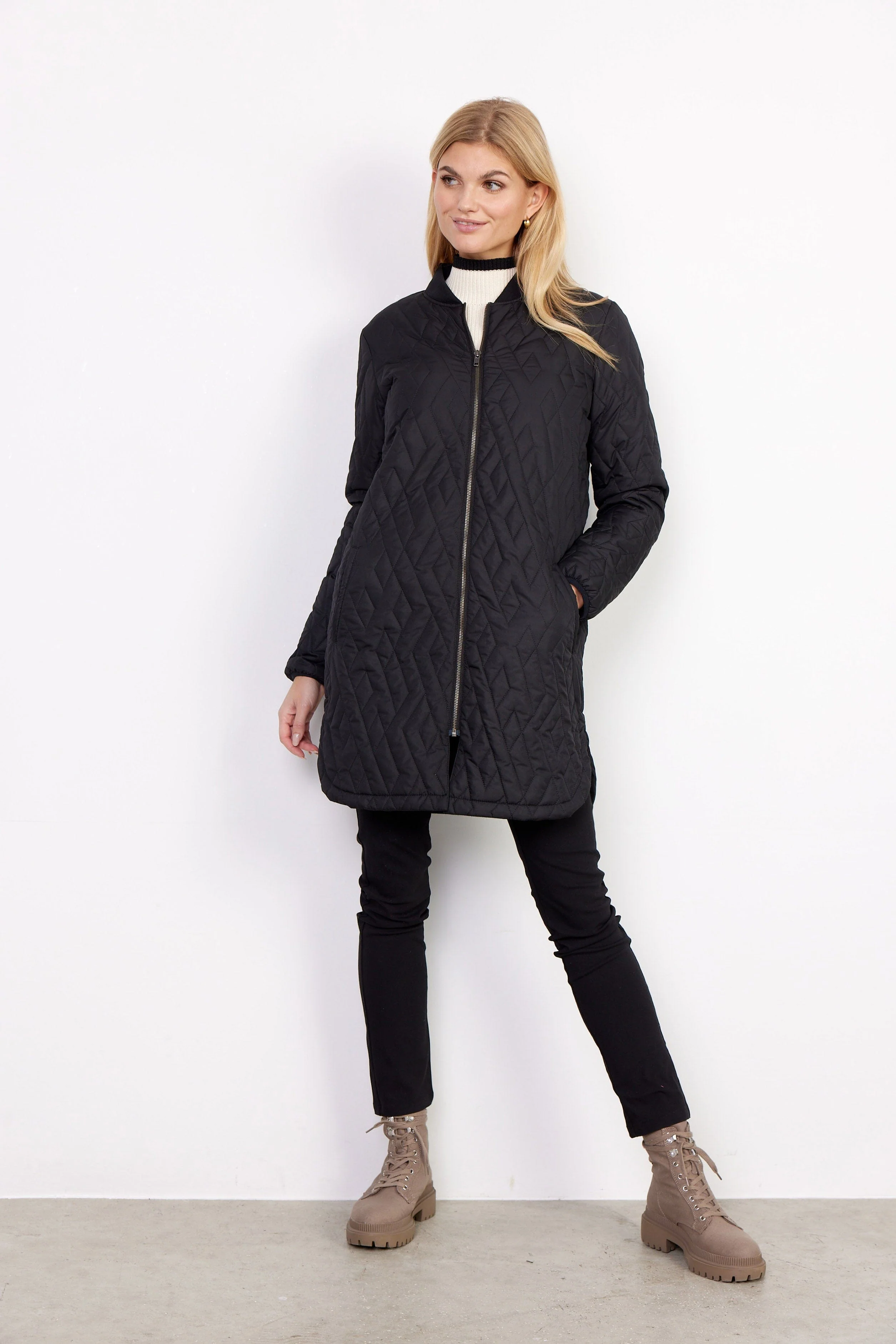 Fenya Quilted Jacket - Black - Image 6