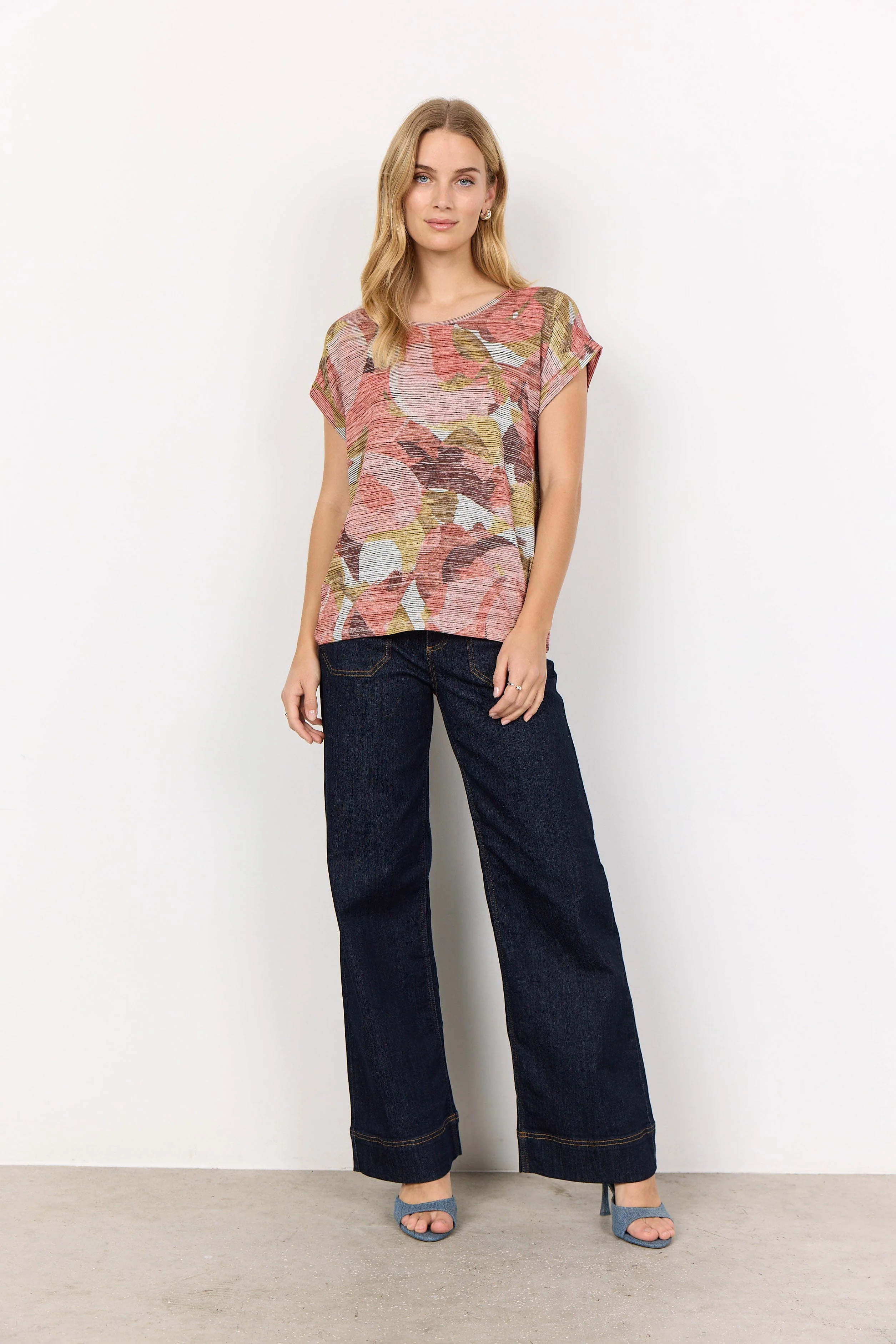 Galina Printed T-Shirt - Peach Pink Combi - Image 3