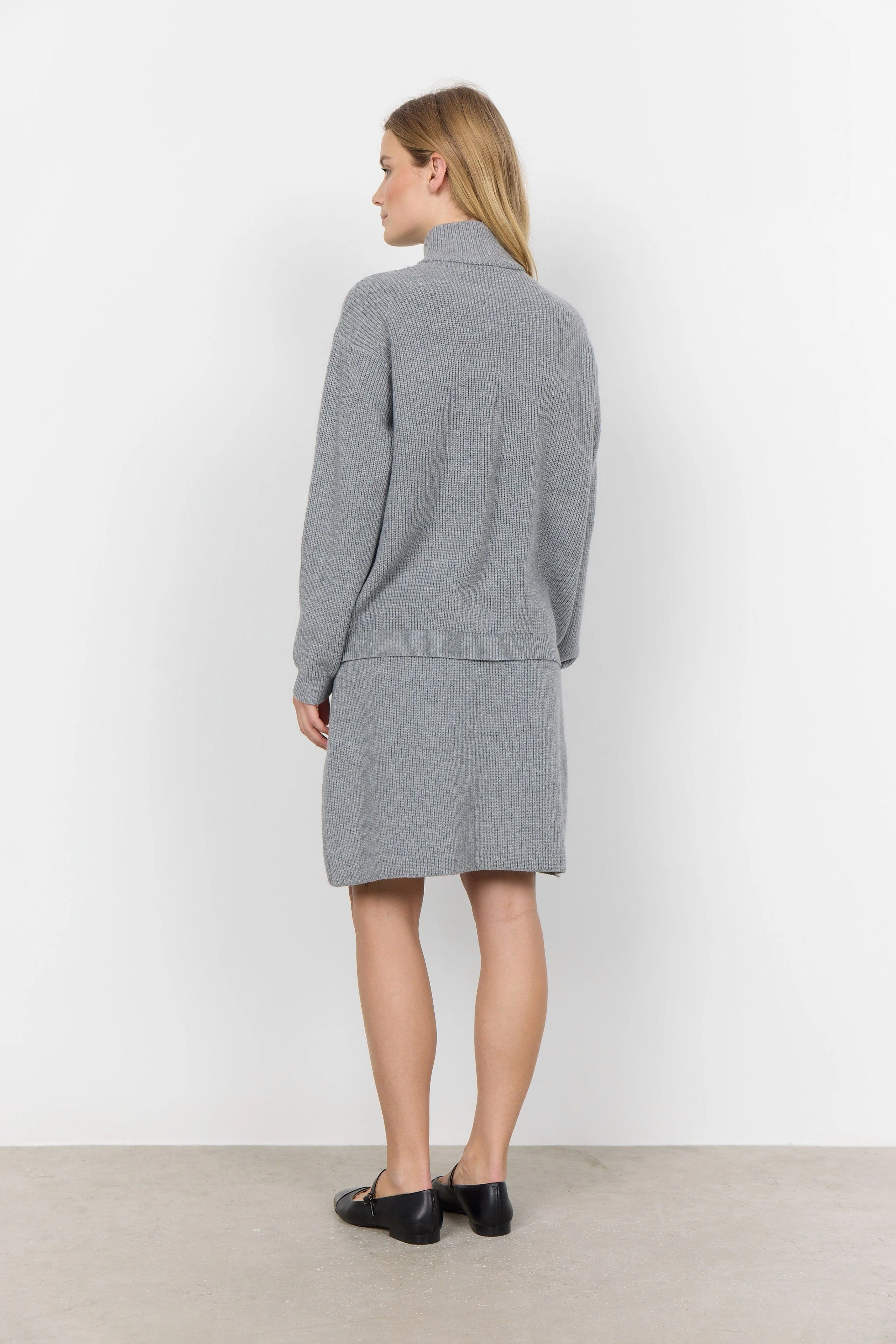 Ilia Quarter Zip Knitted Jumper - Mid Grey Melange - Image 4