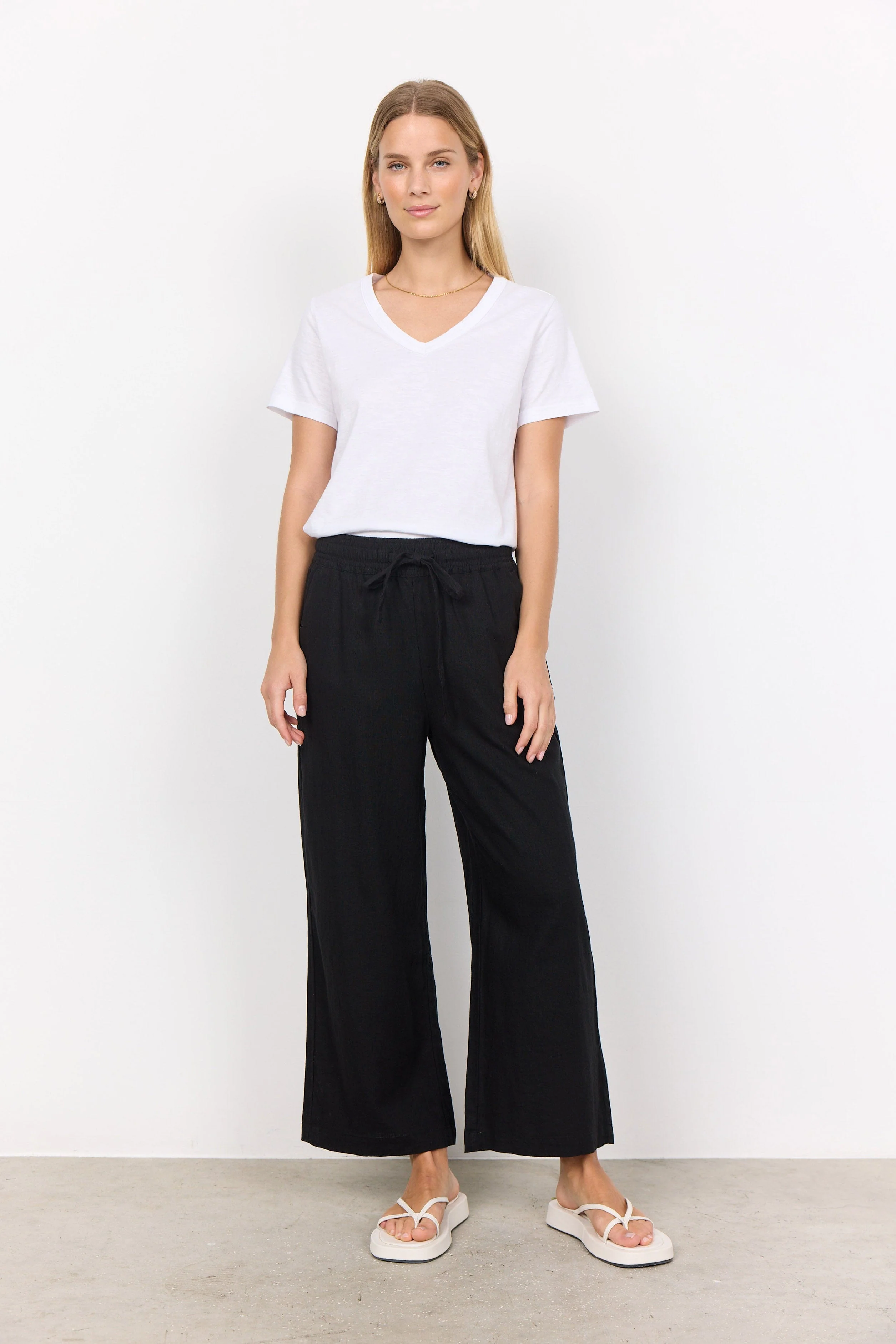 Ina Linen Blend Trousers - Black - Image 2
