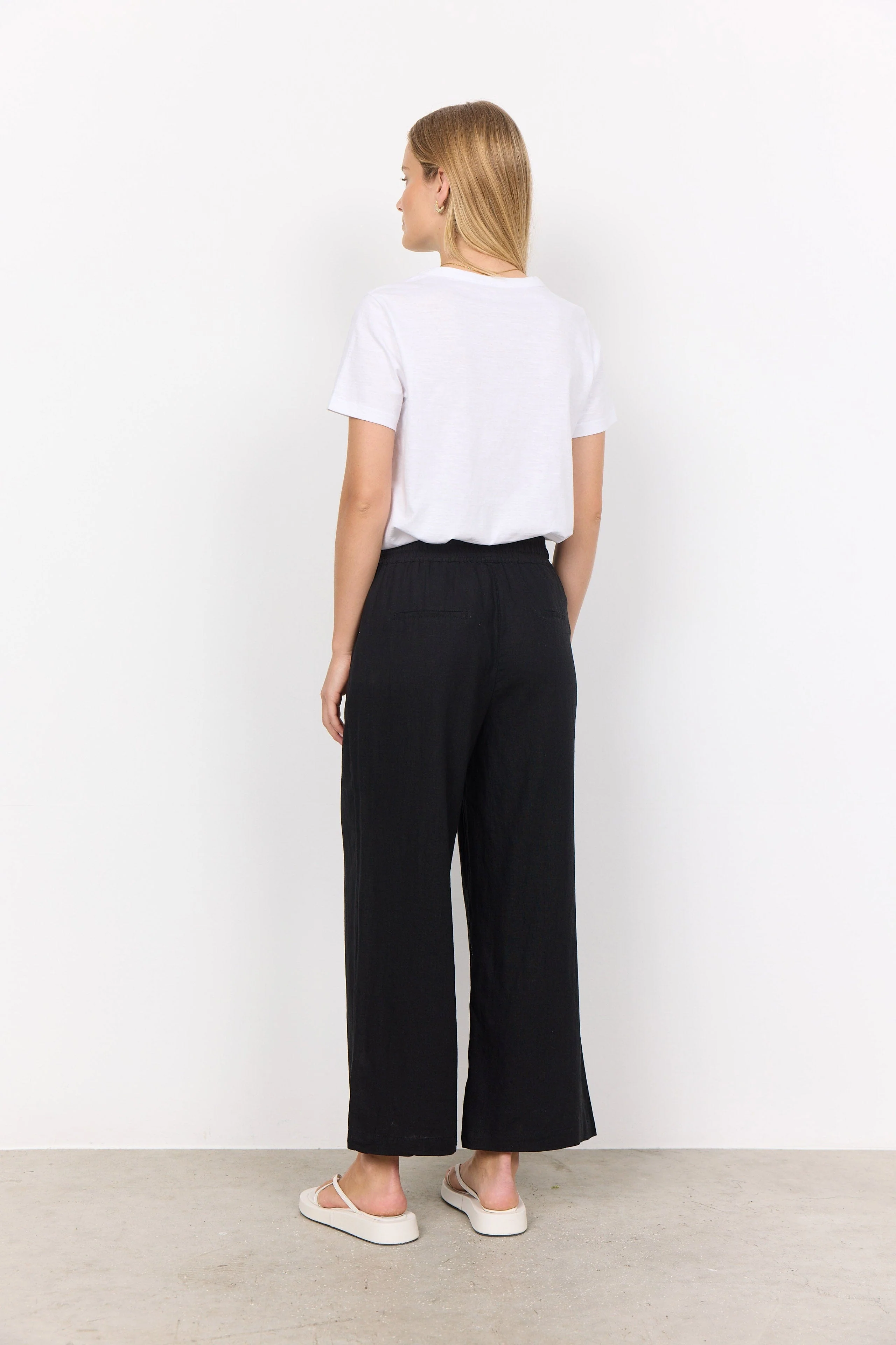 Ina Linen Blend Trousers - Black - Image 4