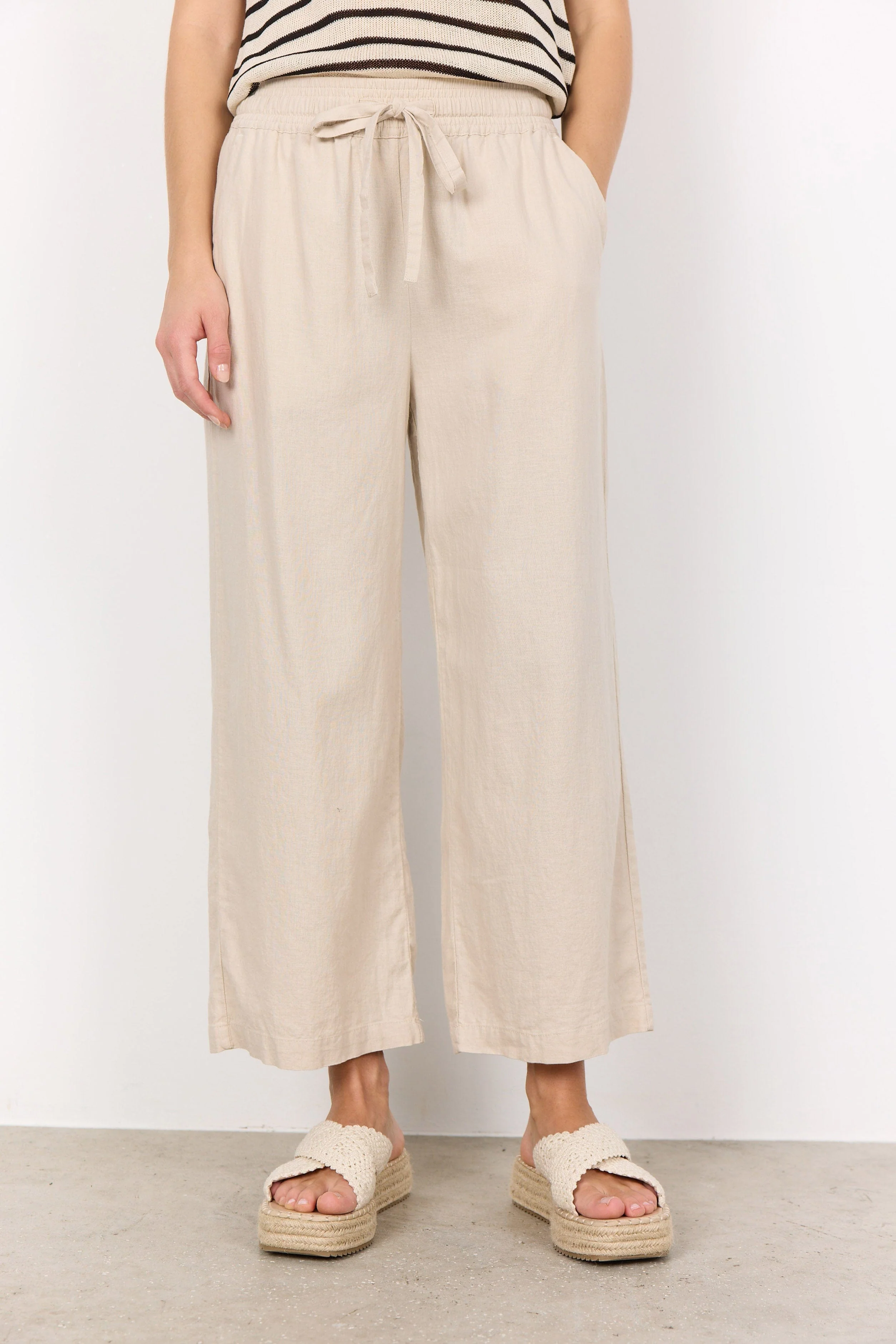 Ina Linen Blend Trousers - Sand - Image 2