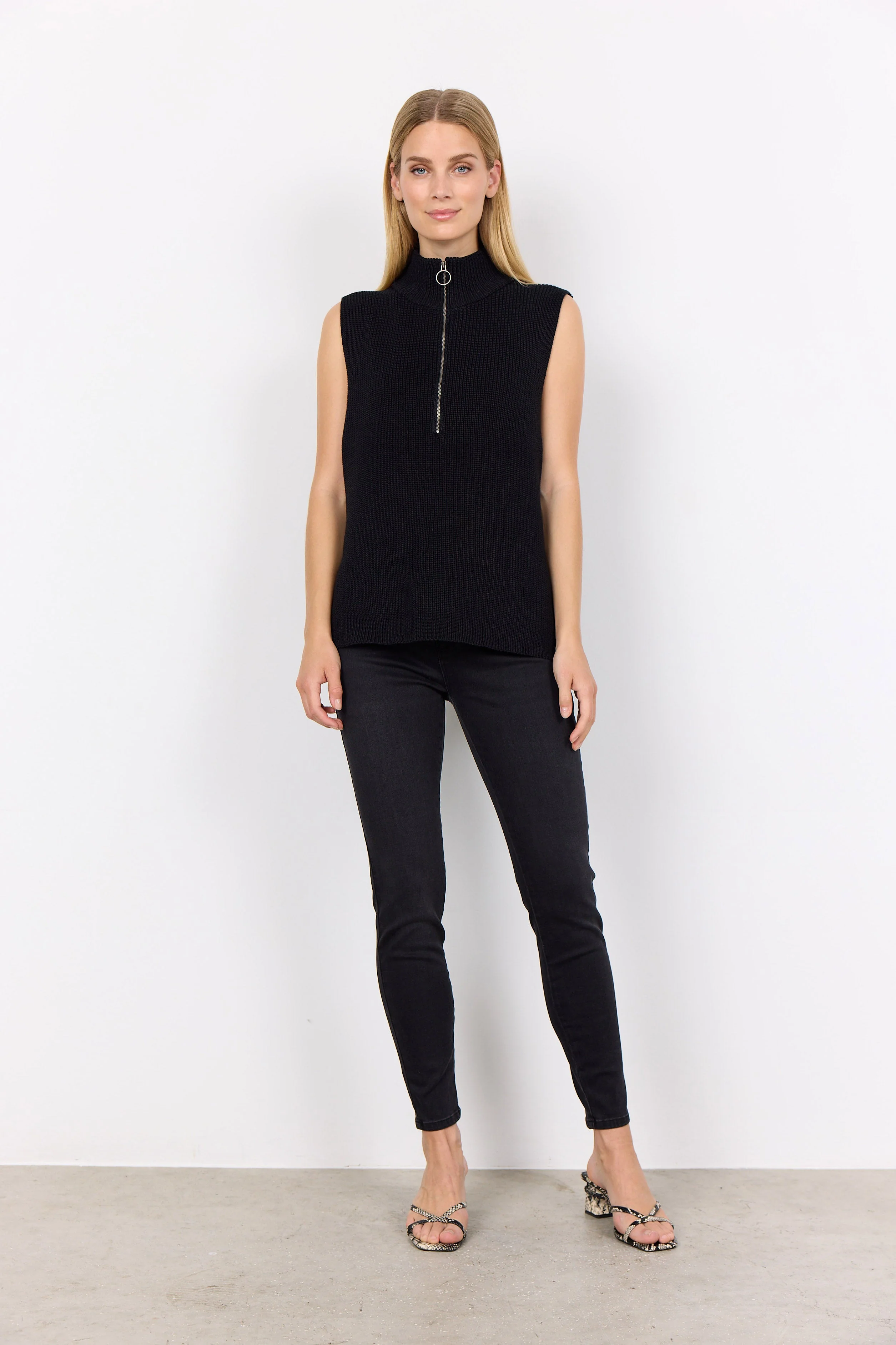 Julia Quarter Zip Sleeveless Jumper - Black - Image 2
